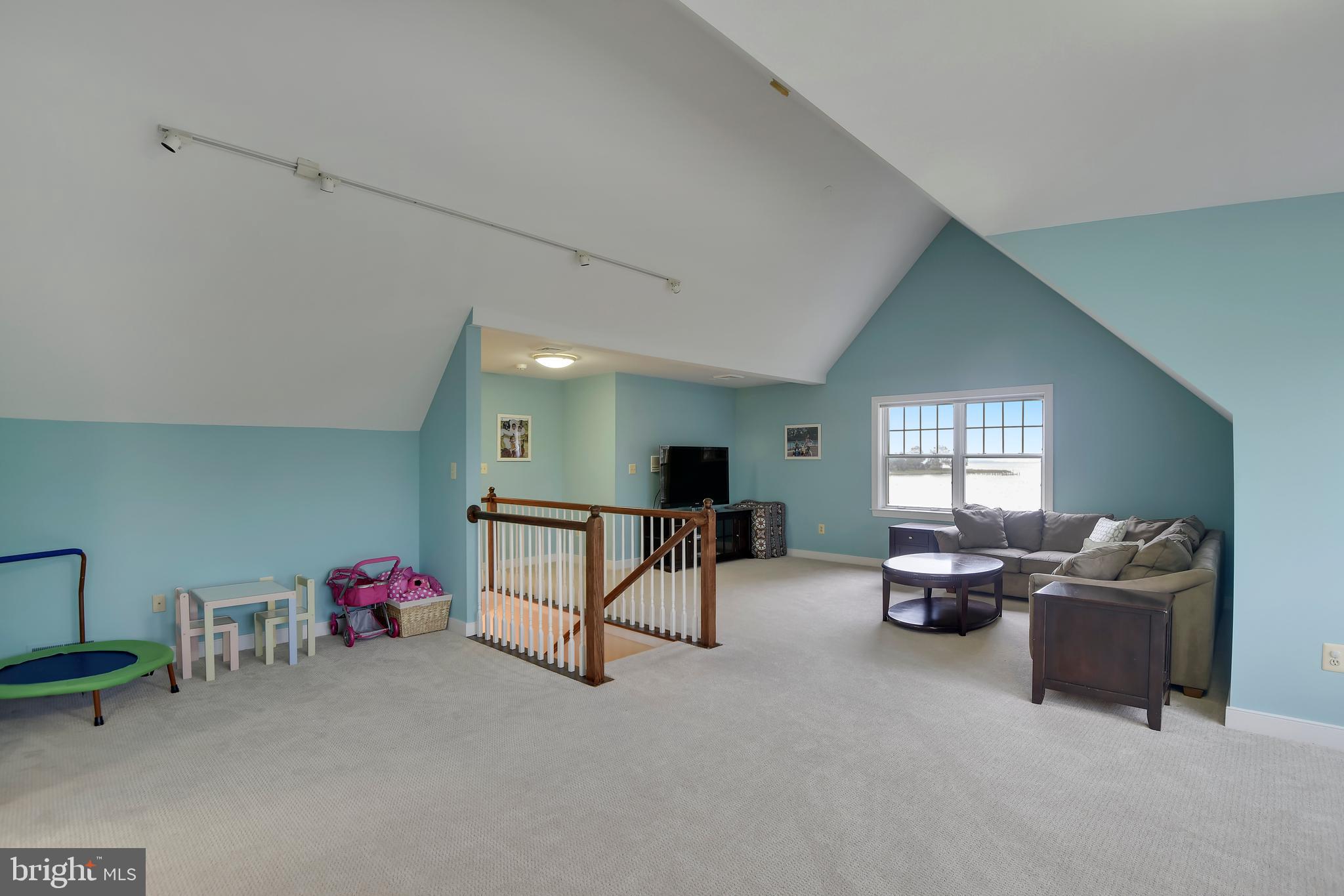 CLAIBORNES LANDING - Residential