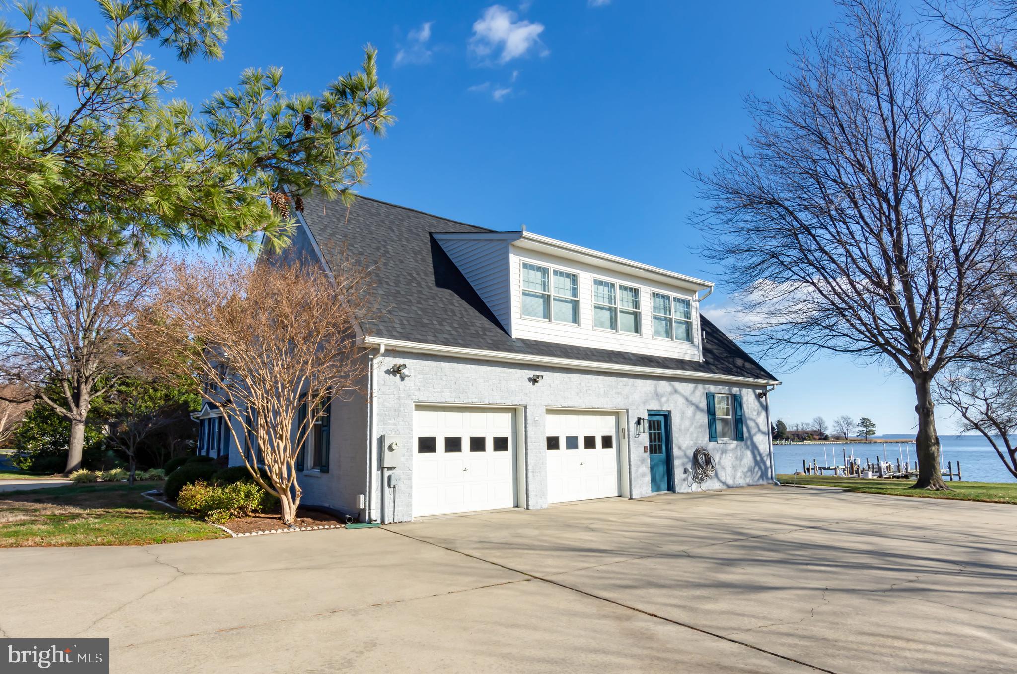 CLAIBORNES LANDING - Residential