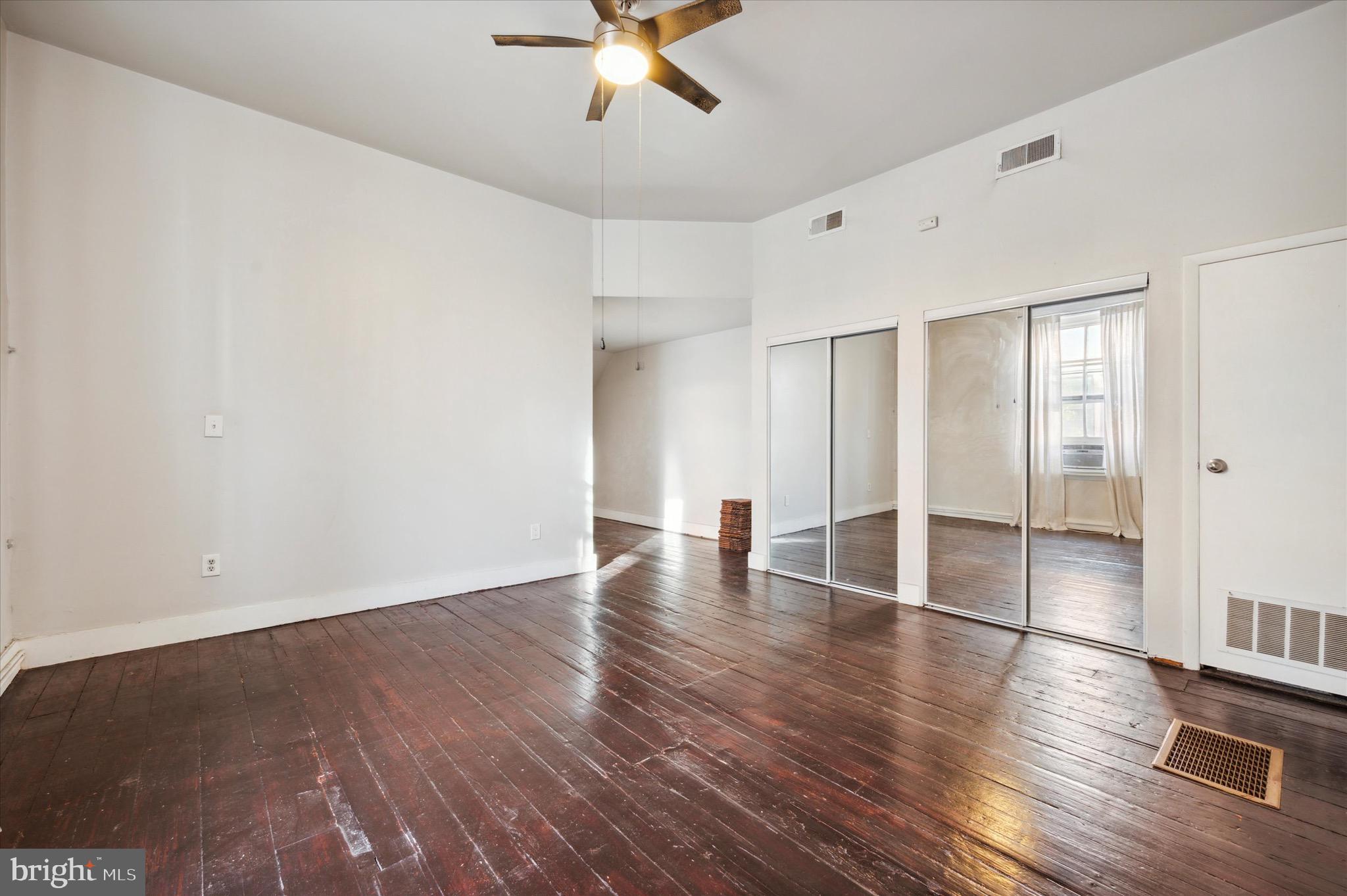 OLD CITY - Residential Lease