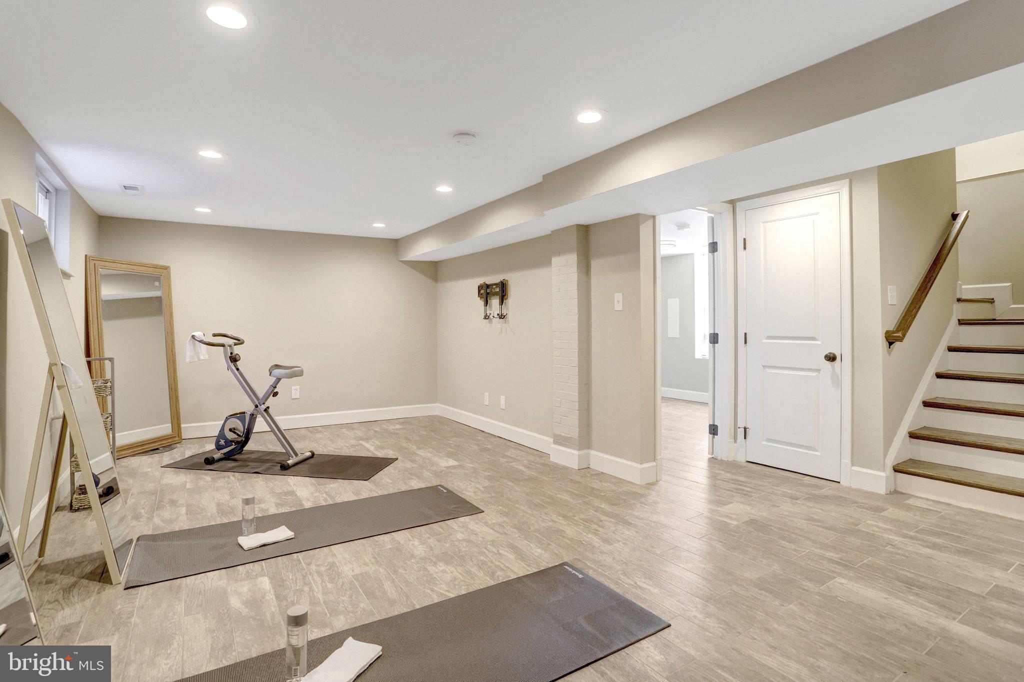 GREENWAY DOWNS - Residential