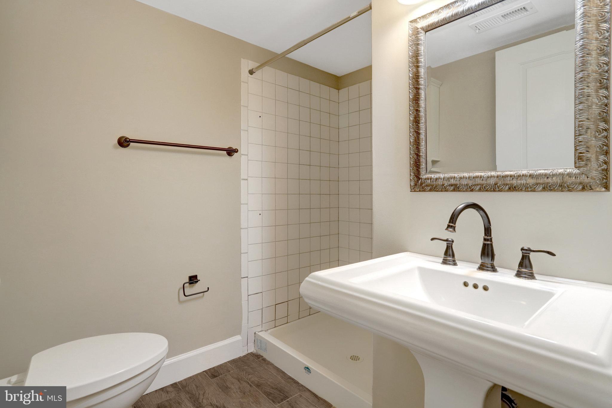 GREENWAY DOWNS - Residential