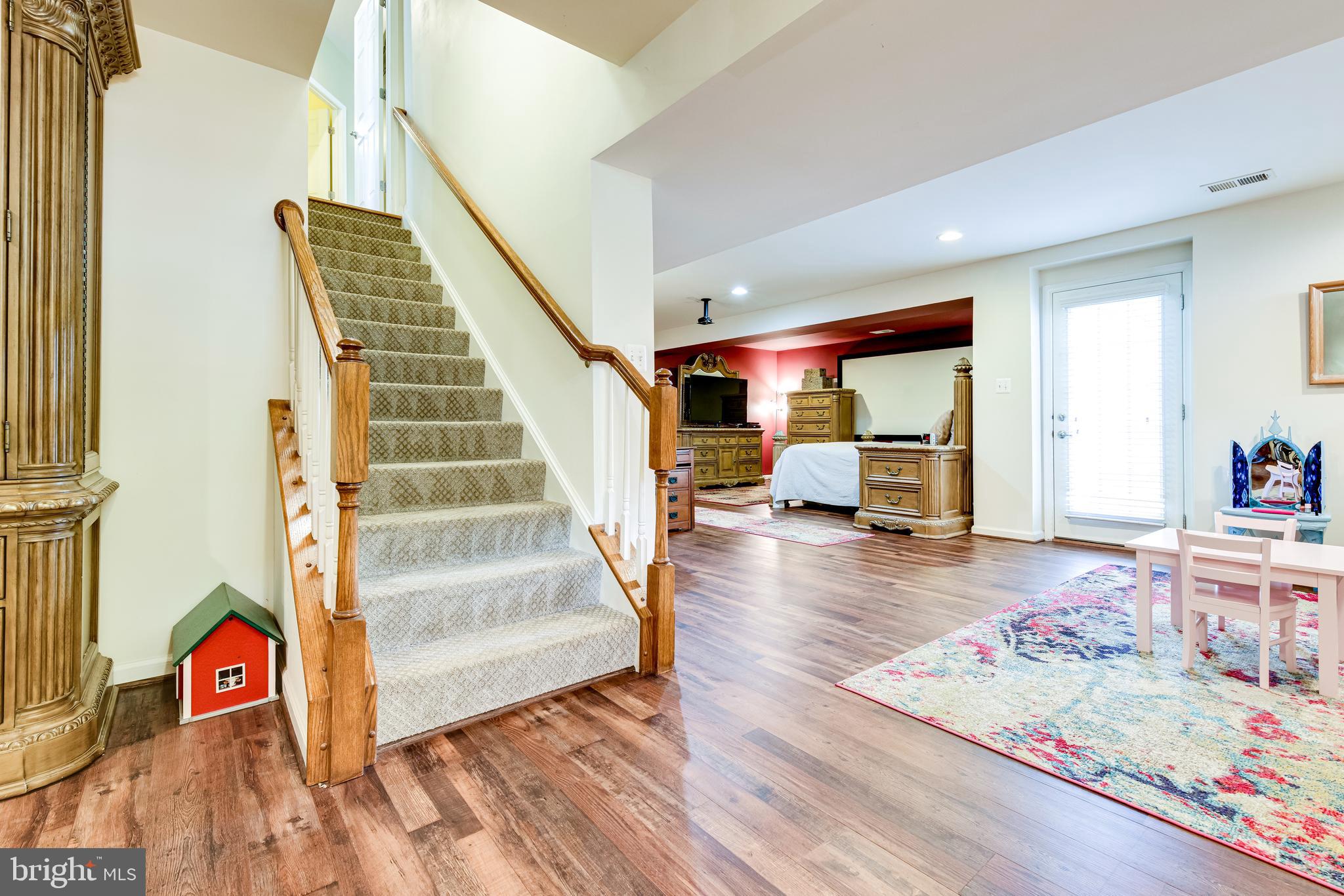 SUN UP - Residential