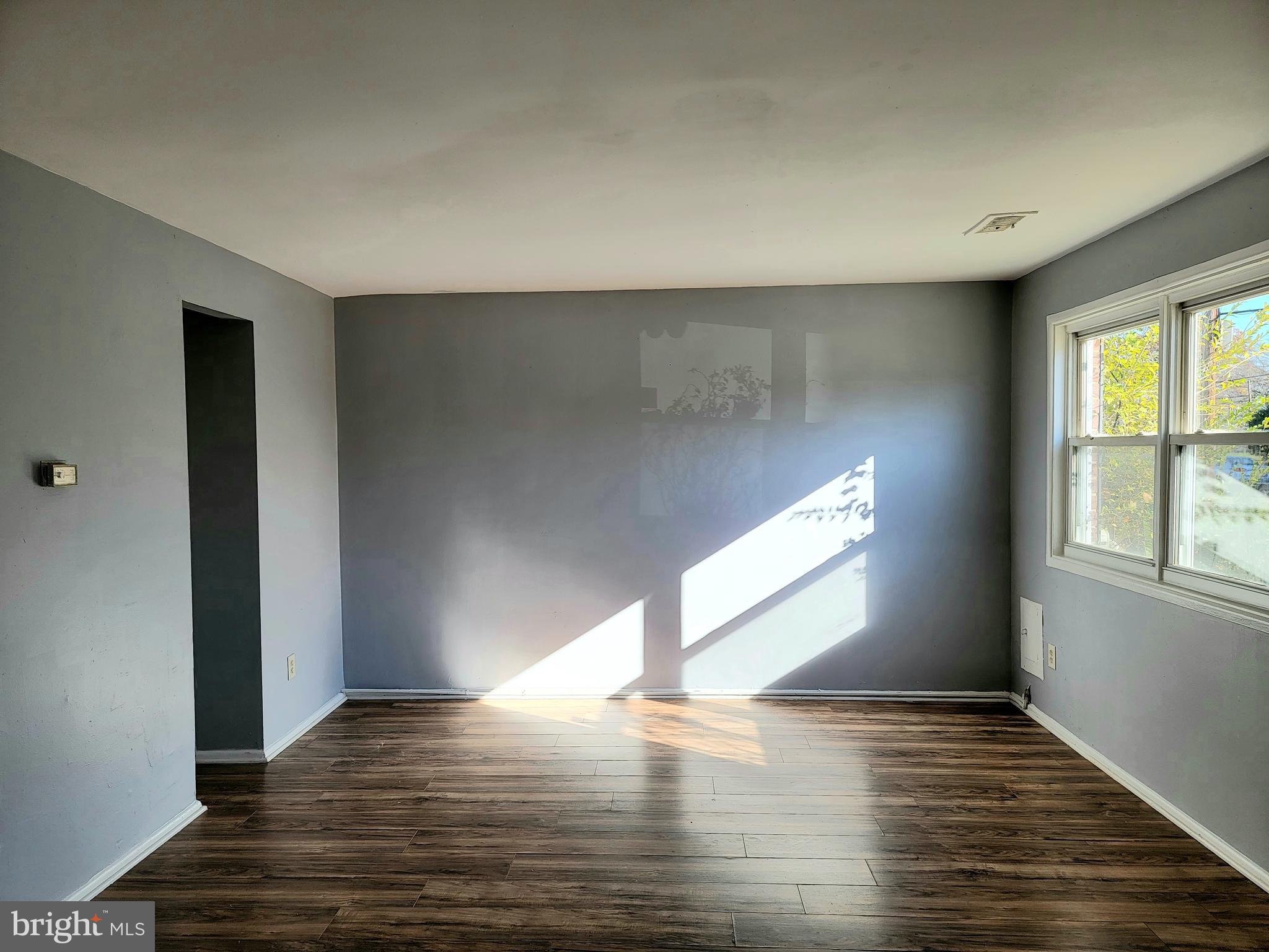 KENT VILLAGE - Residential Lease