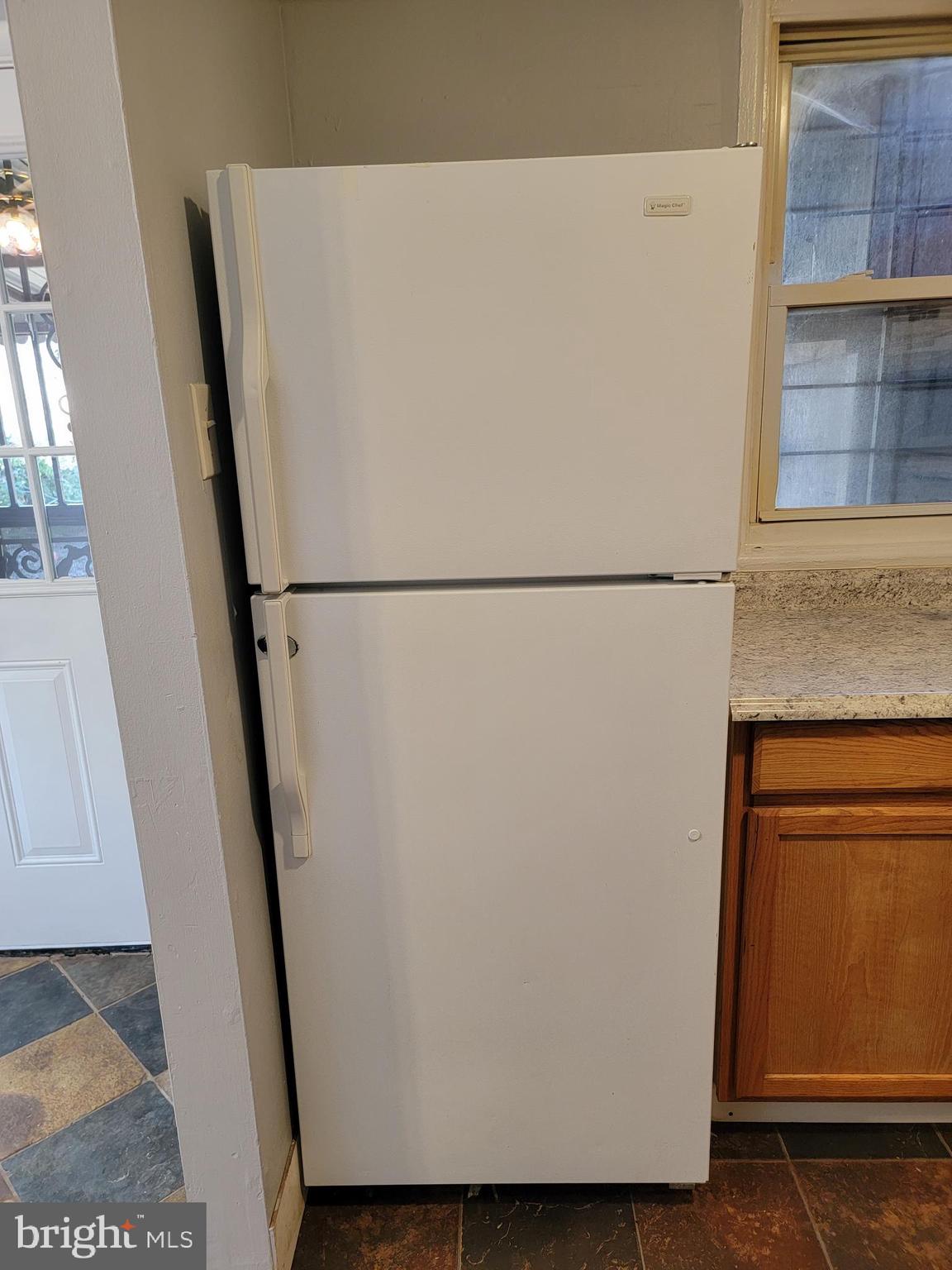 KENT VILLAGE - Residential Lease