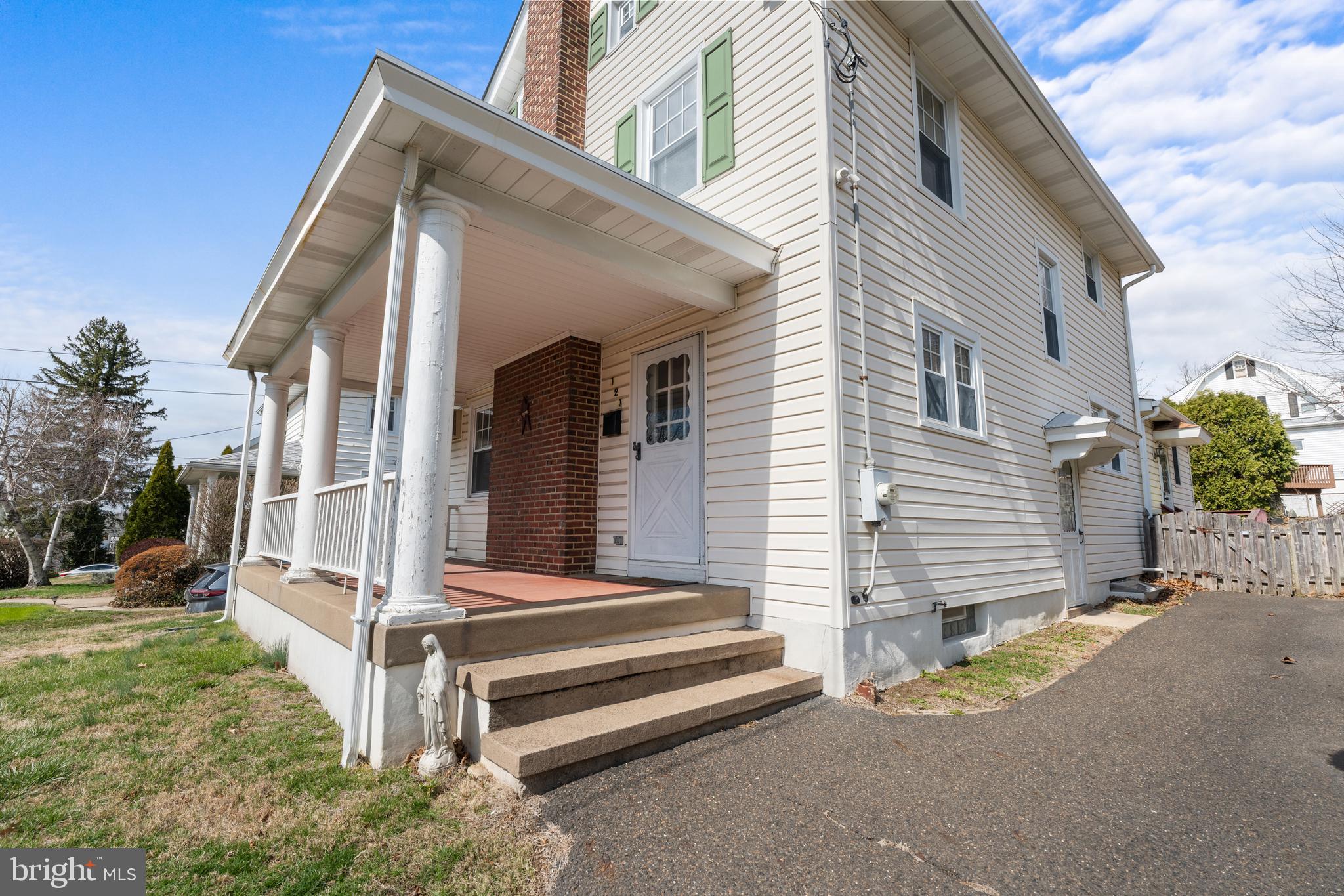 WILLOW RUN - Residential