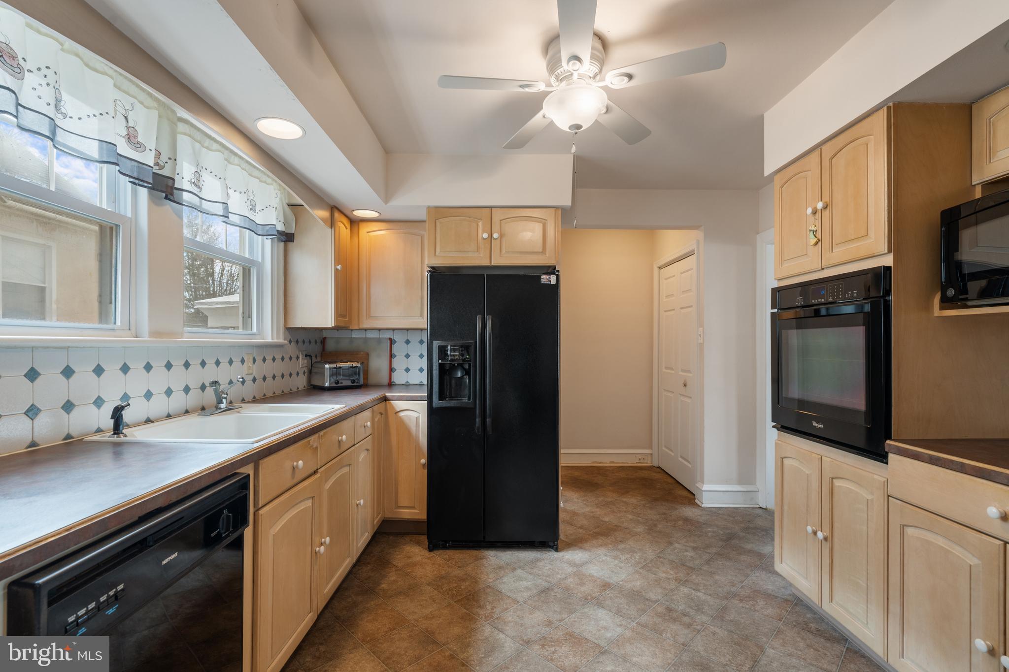 WILLOW RUN - Residential