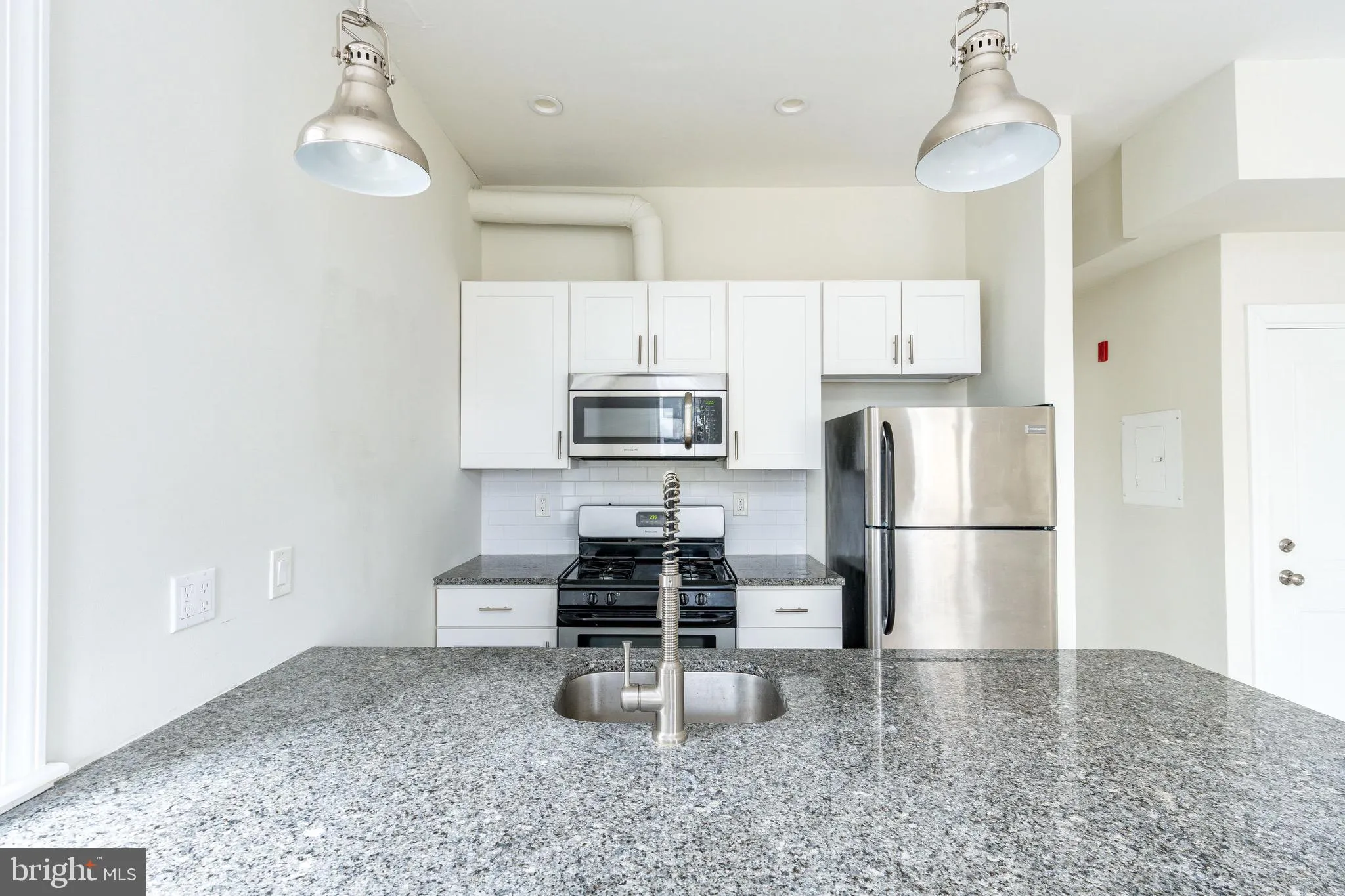 Philadelphia, Pennsylvania 19146, United States, 4 Bedrooms Bedrooms, ,Residential,Active,98856