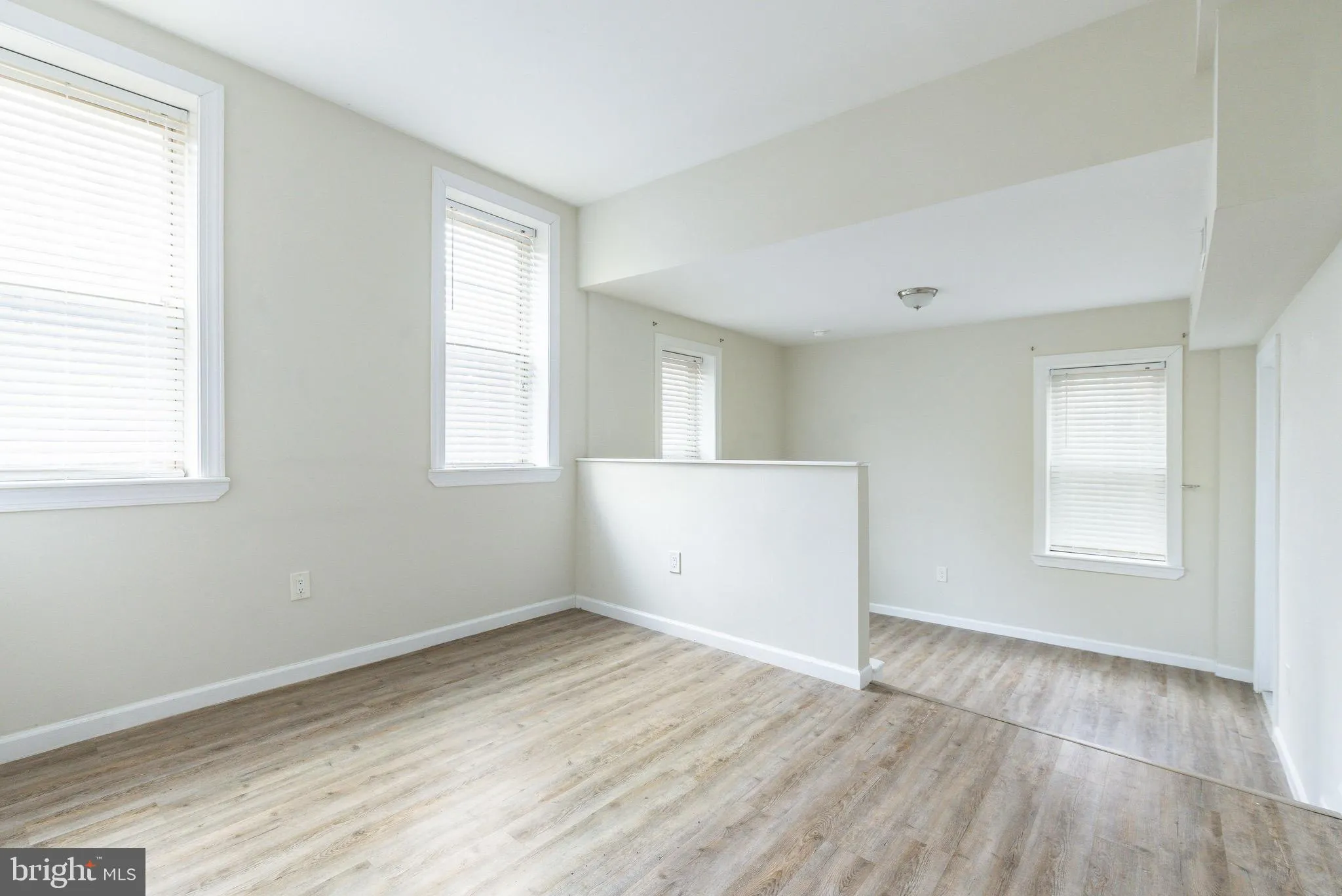 Philadelphia, Pennsylvania 19146, United States, 4 Bedrooms Bedrooms, ,Residential,Active,98856