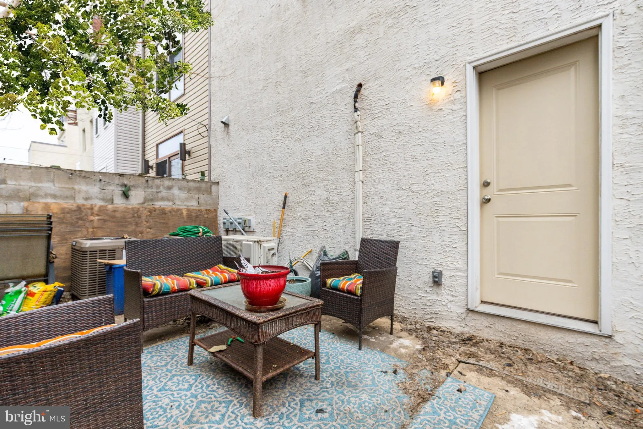 Philadelphia, Pennsylvania 19146, United States, 4 Bedrooms Bedrooms, ,Residential,Active,98856