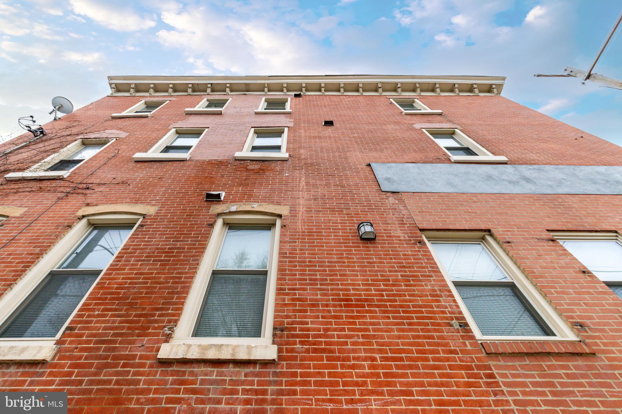 GRADUATE HOSPITAL - Residential Income