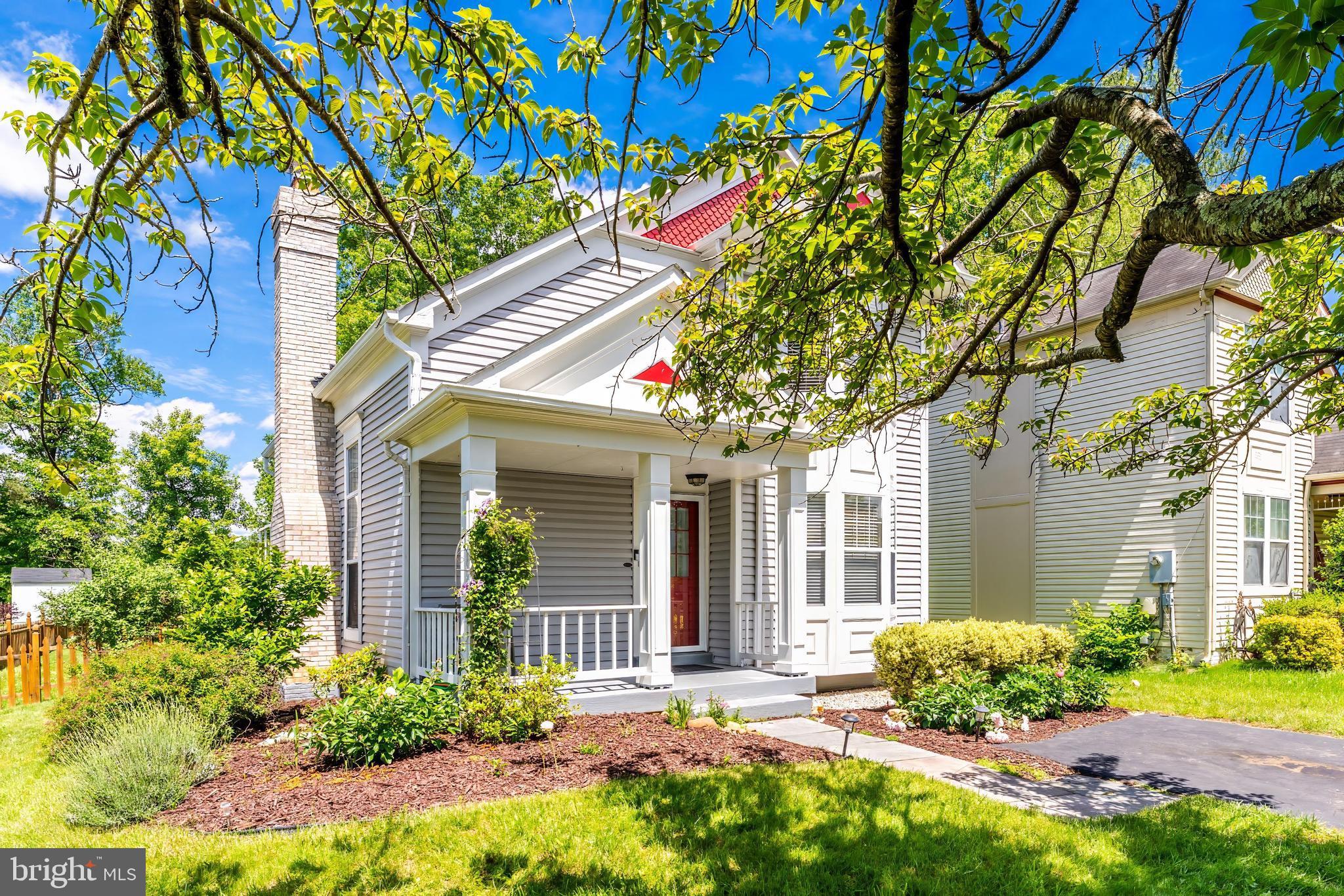 30 FENTON WOOD DR.
