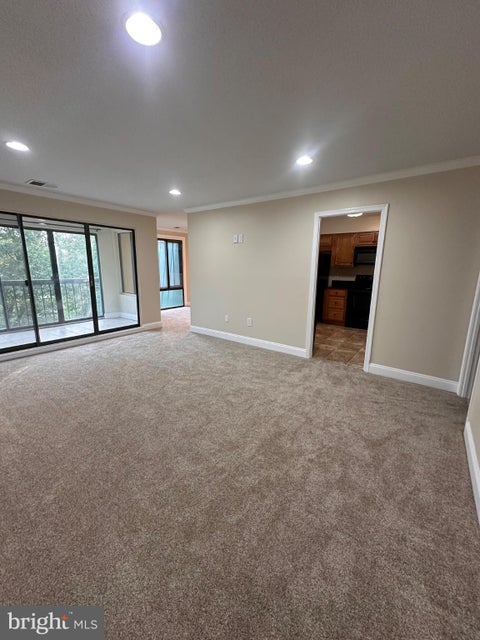Photo of 1016 - 302 Brinker Drive #302, HAGERSTOWN, MD 21740 (MLS # MDWA2038026)