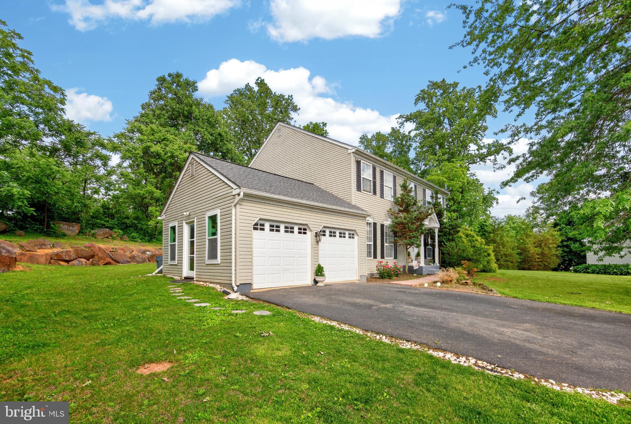 DOE RUN ESTATES - Residential