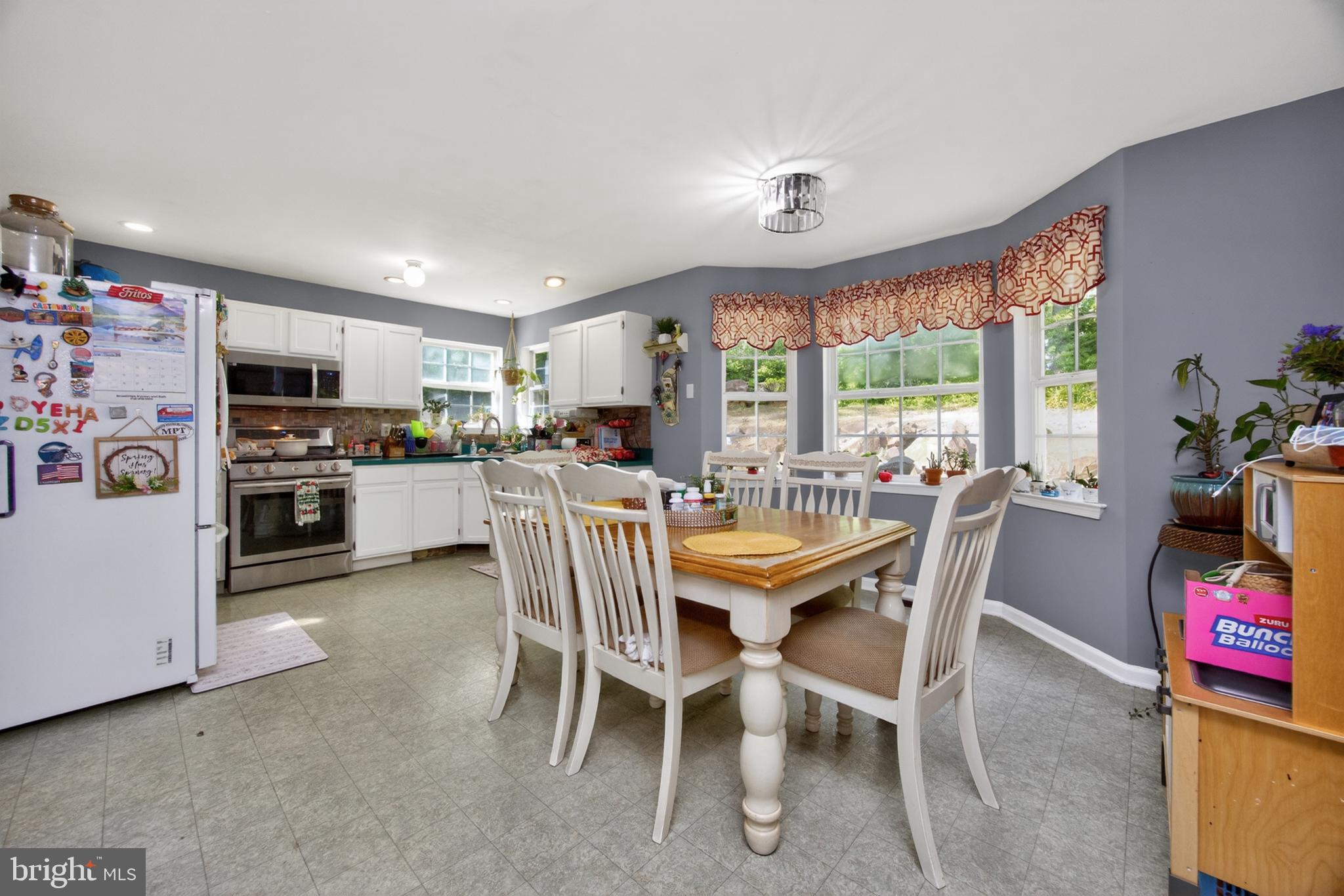 DOE RUN ESTATES - Residential