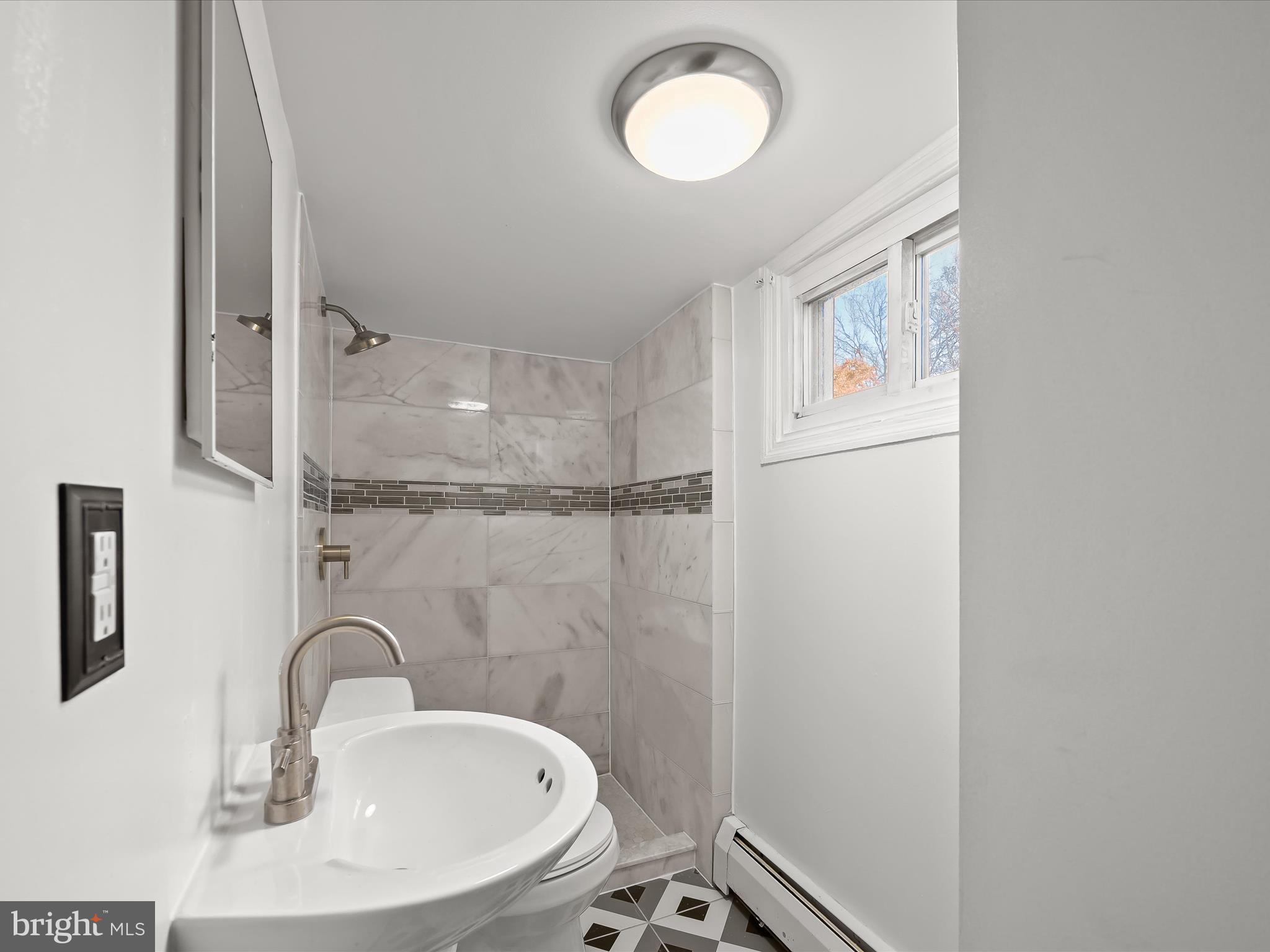 AIGBURTH - Residential