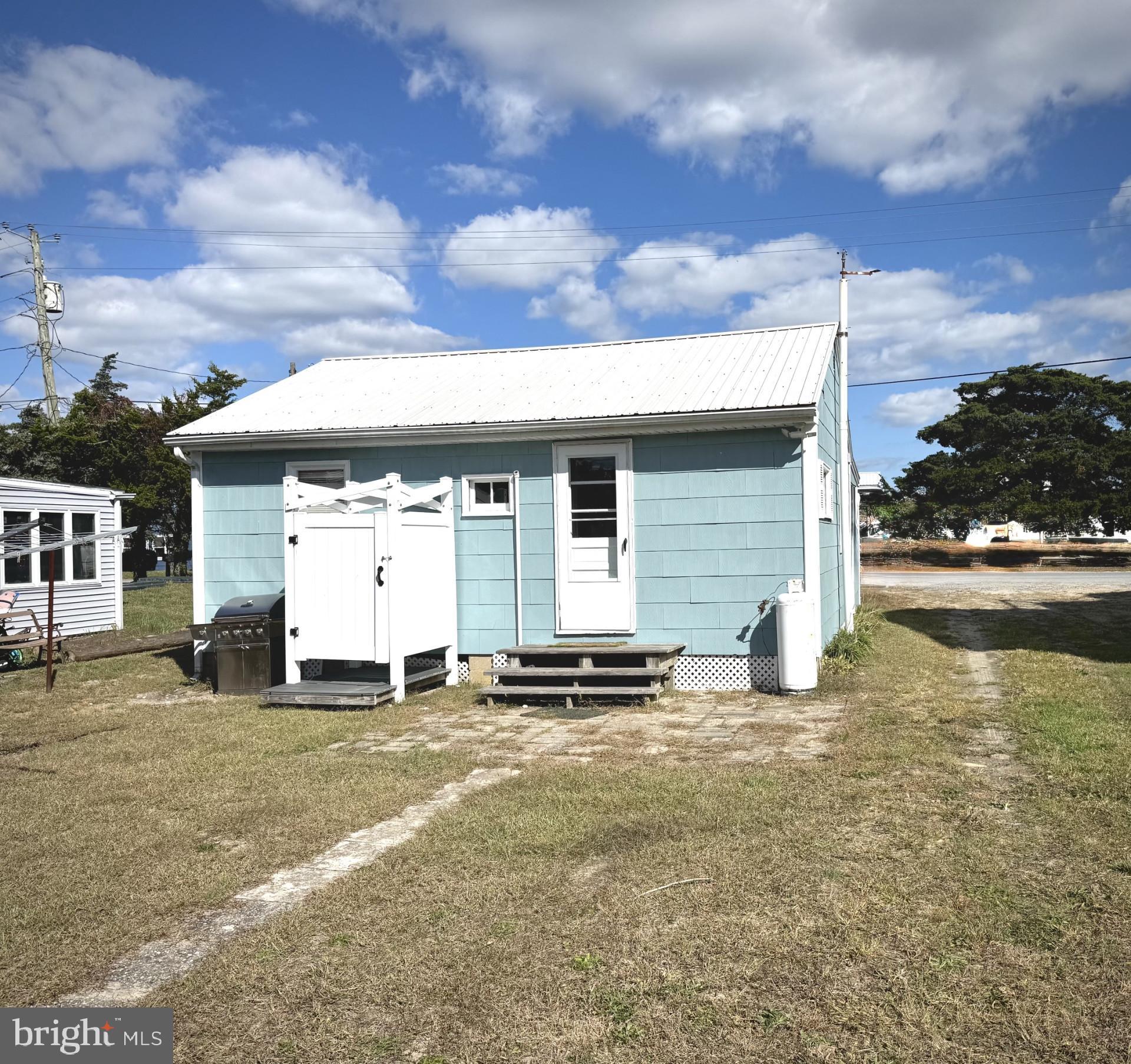 203 S BAY SHORE DRIVE