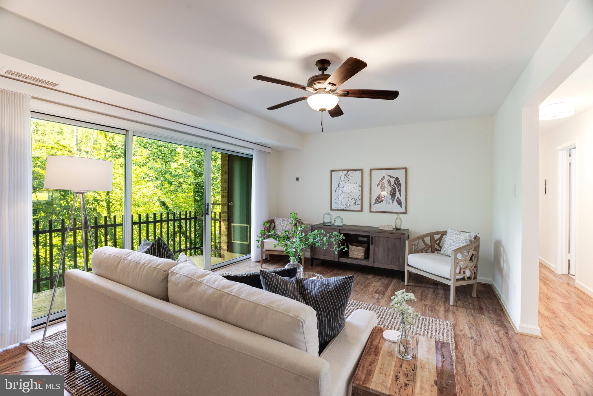 VANTAGE HILL - Residential