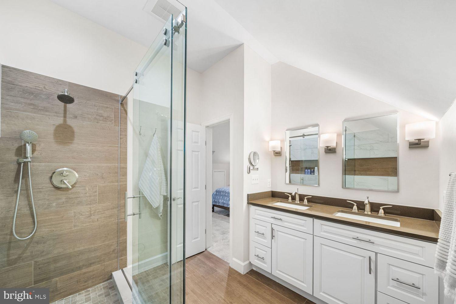 FAIRLINGTON ARBORS - Residential