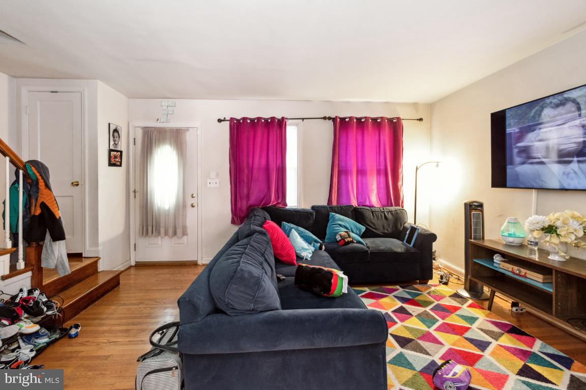 WOODBOURNE HEIGHTS - Residential