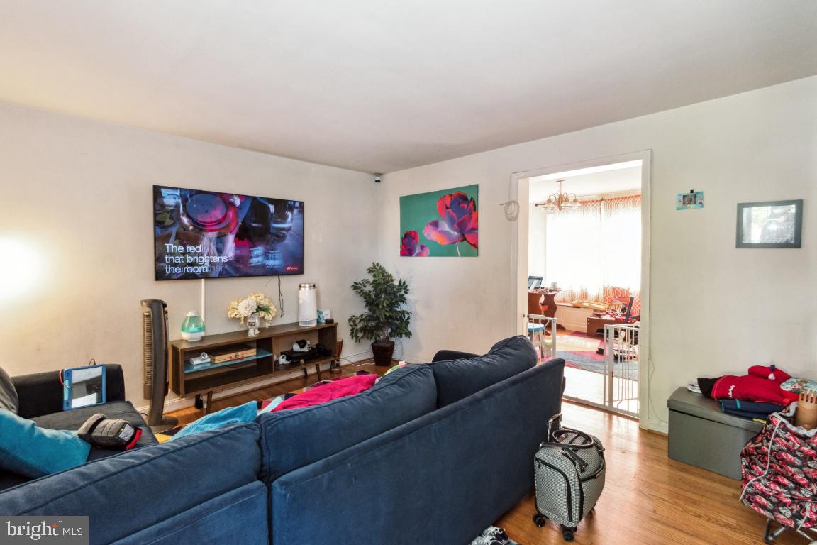 WOODBOURNE HEIGHTS - Residential