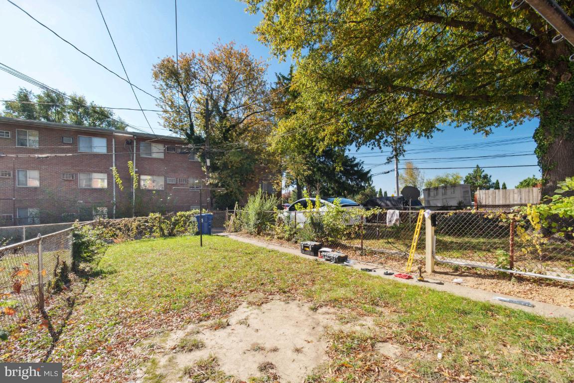 WOODBOURNE HEIGHTS - Residential