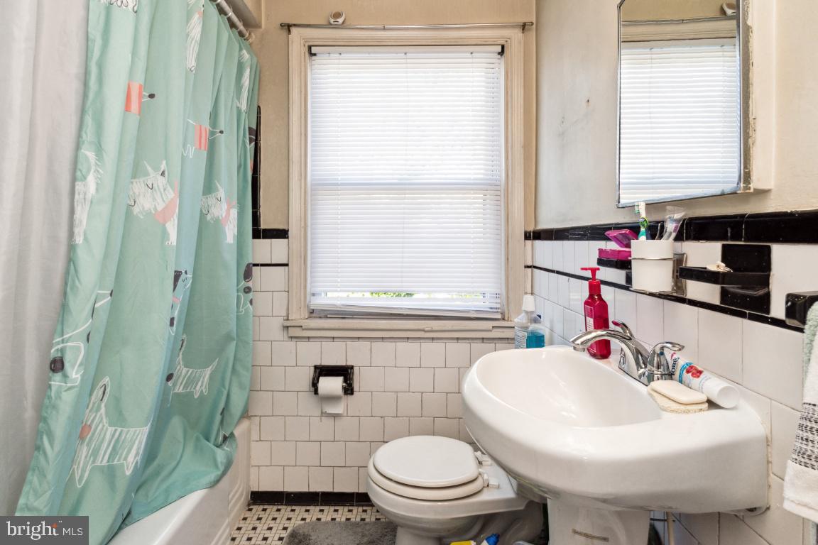 WOODBOURNE HEIGHTS - Residential