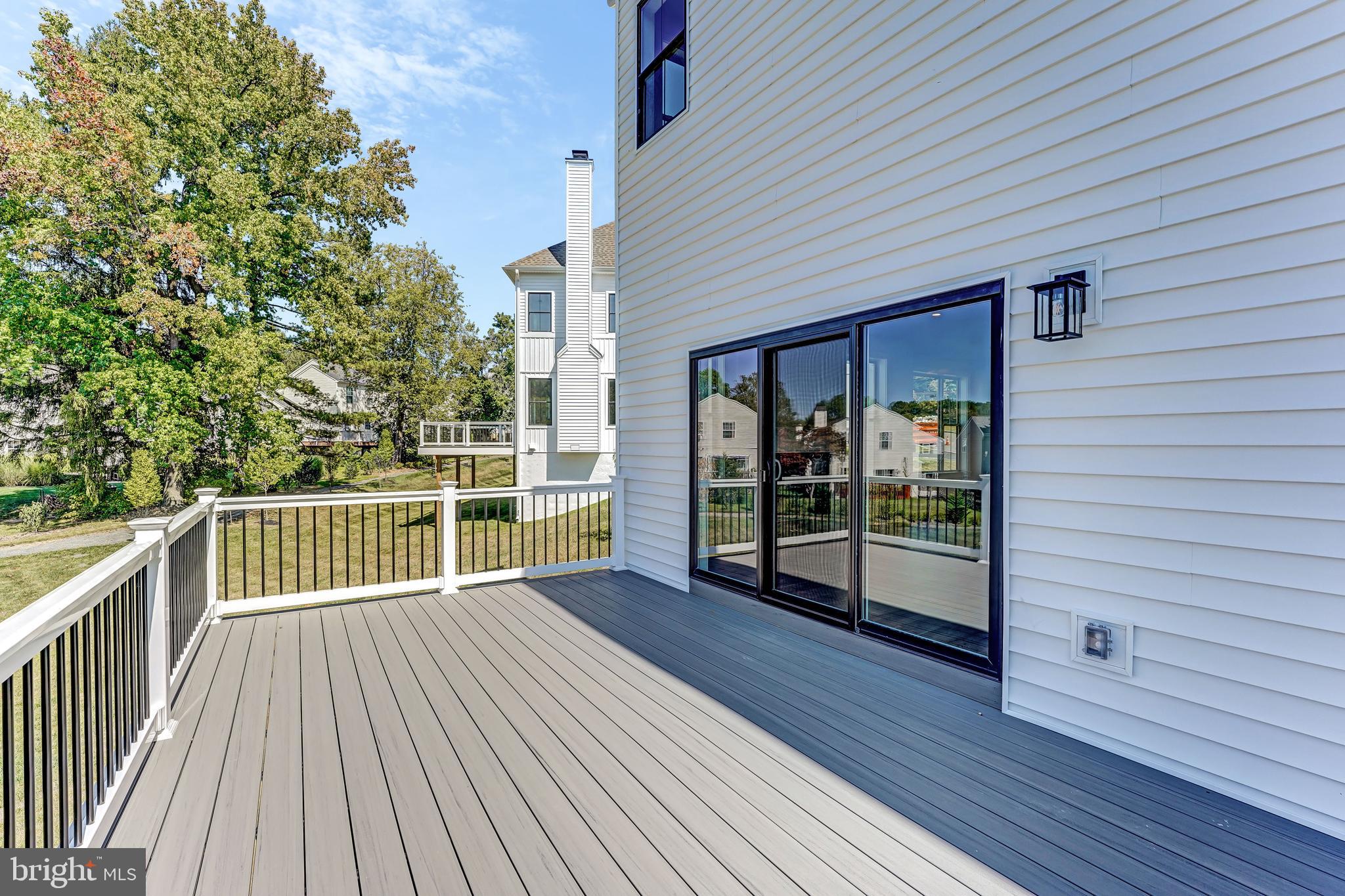 SAWMILL COURT - Residential