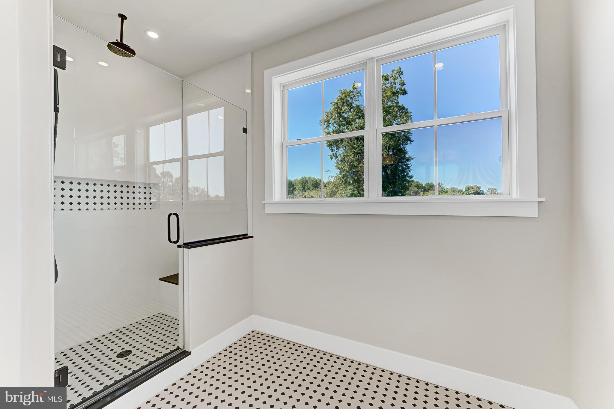 SAWMILL COURT - Residential