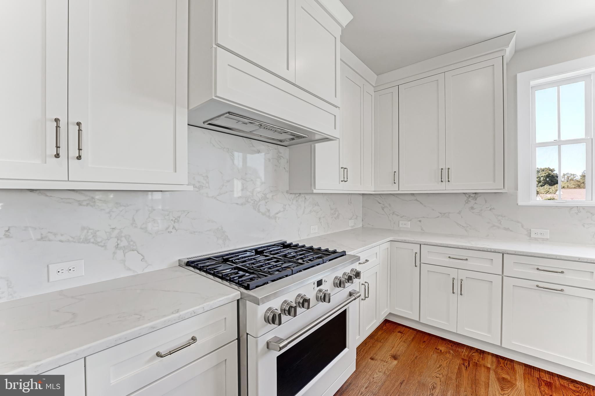 SAWMILL COURT - Residential