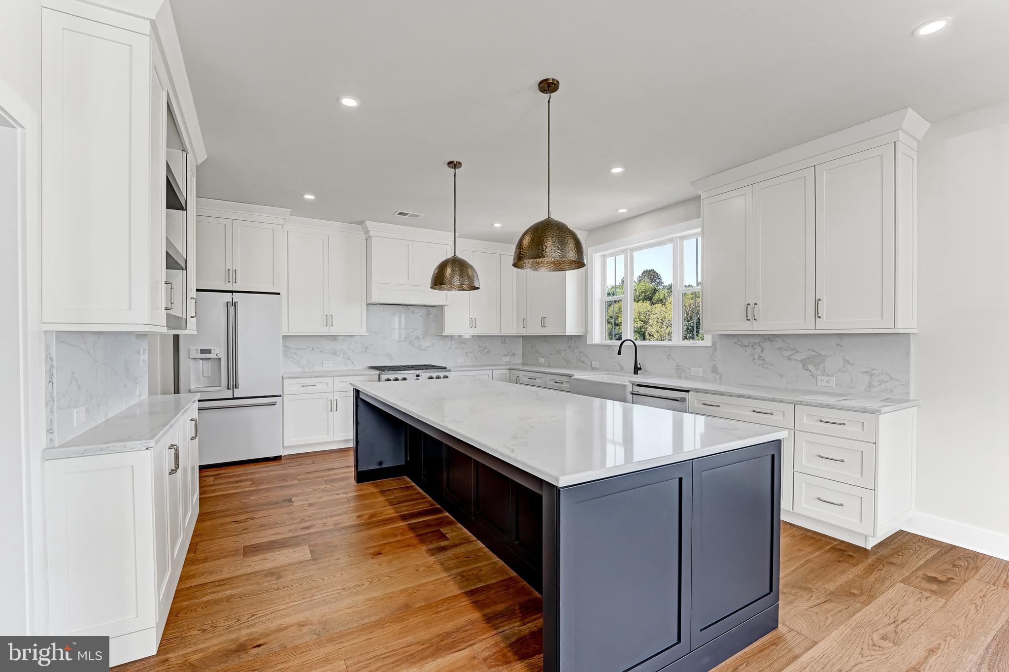 SAWMILL COURT - Residential