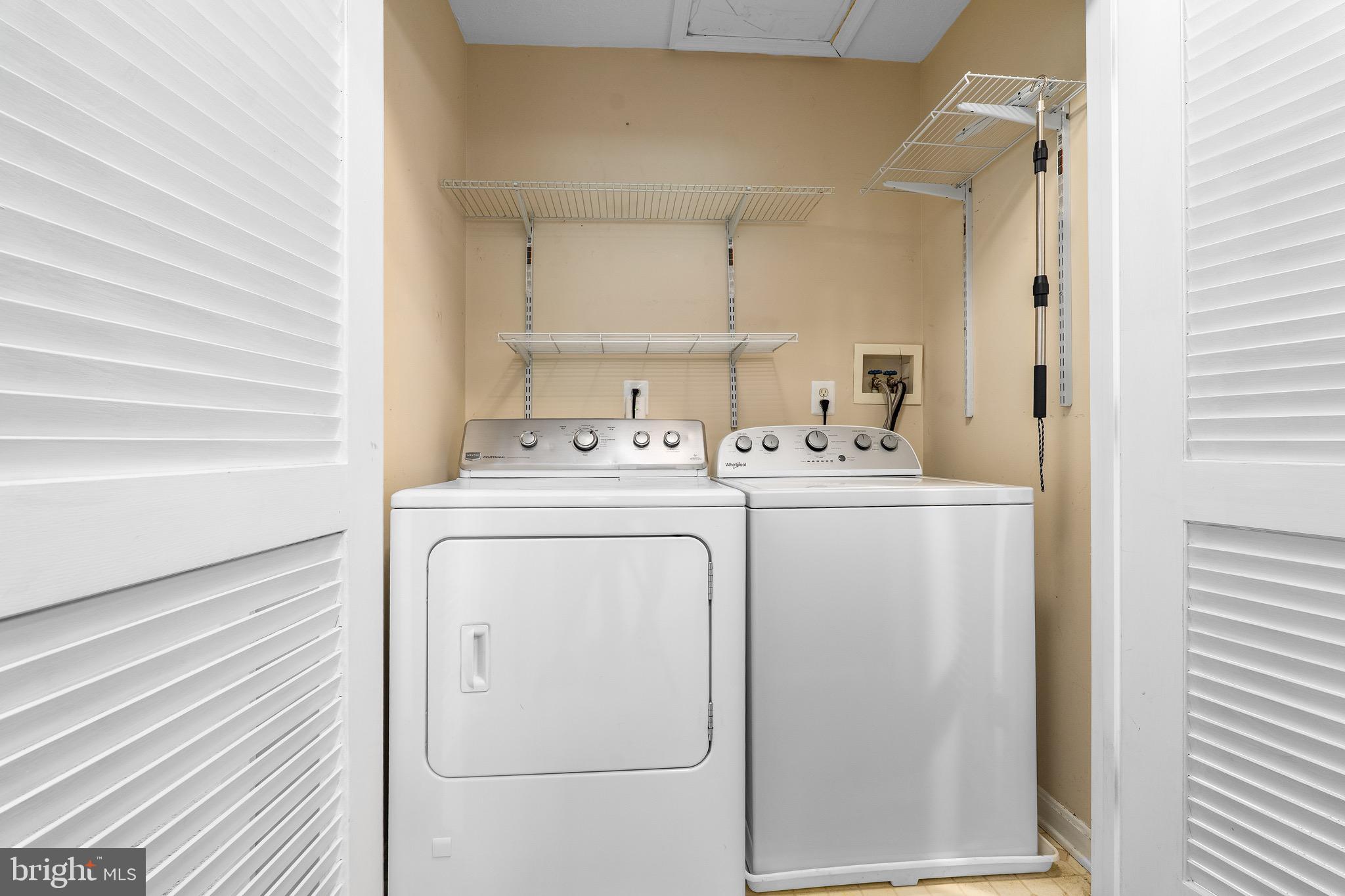 HARFORD TOWN - Residential