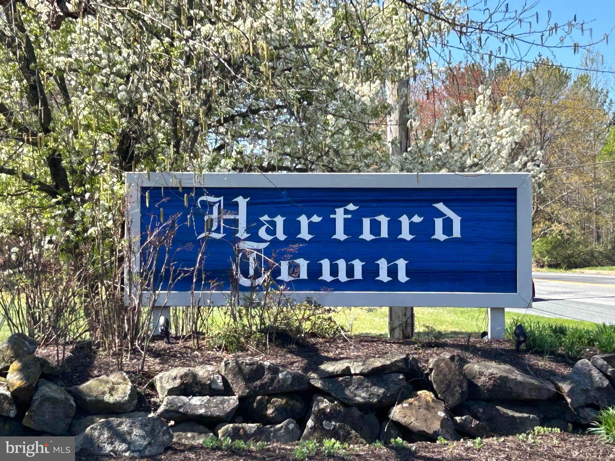 HARFORD TOWN - Residential