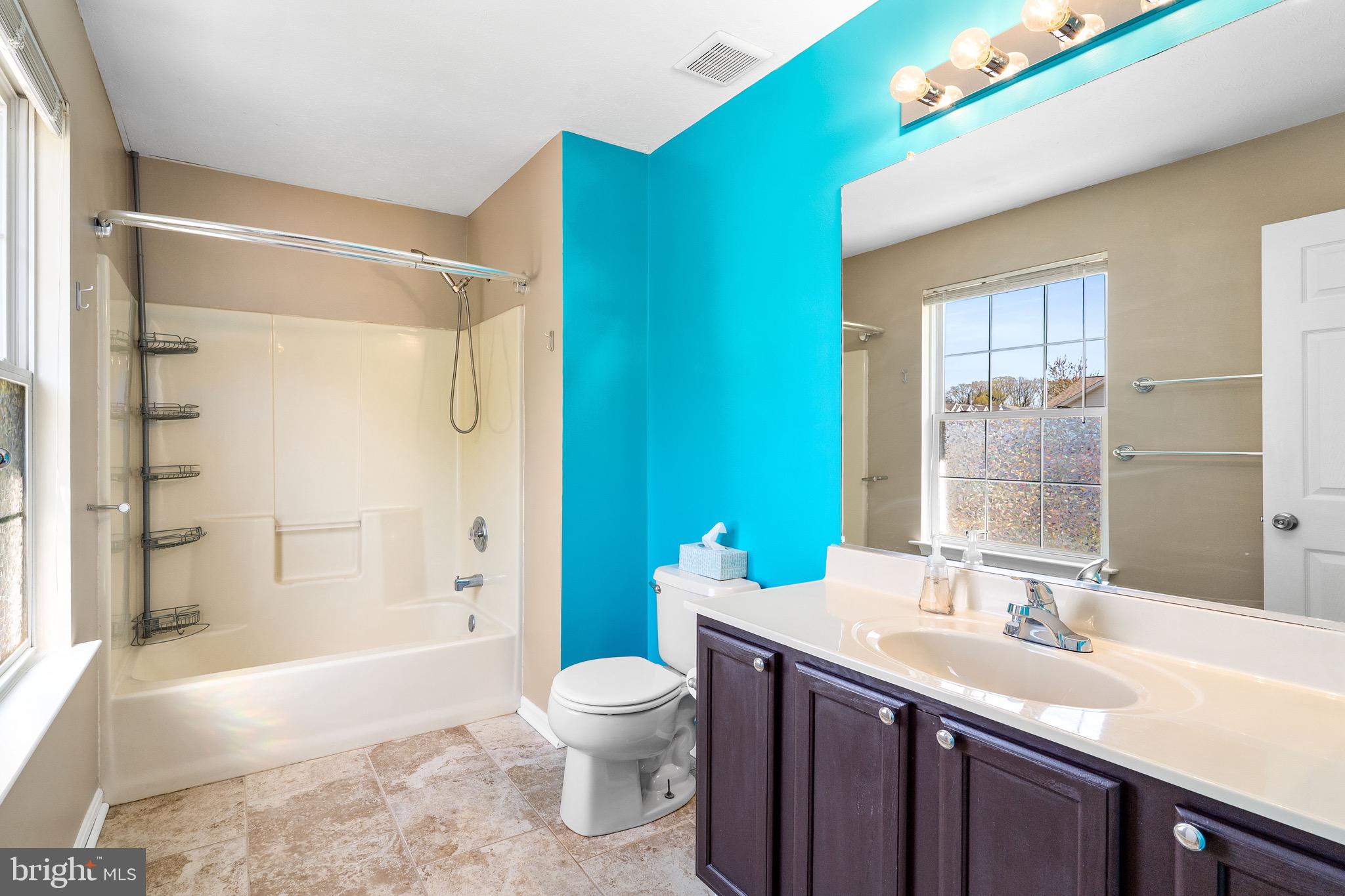 HARFORD TOWN - Residential