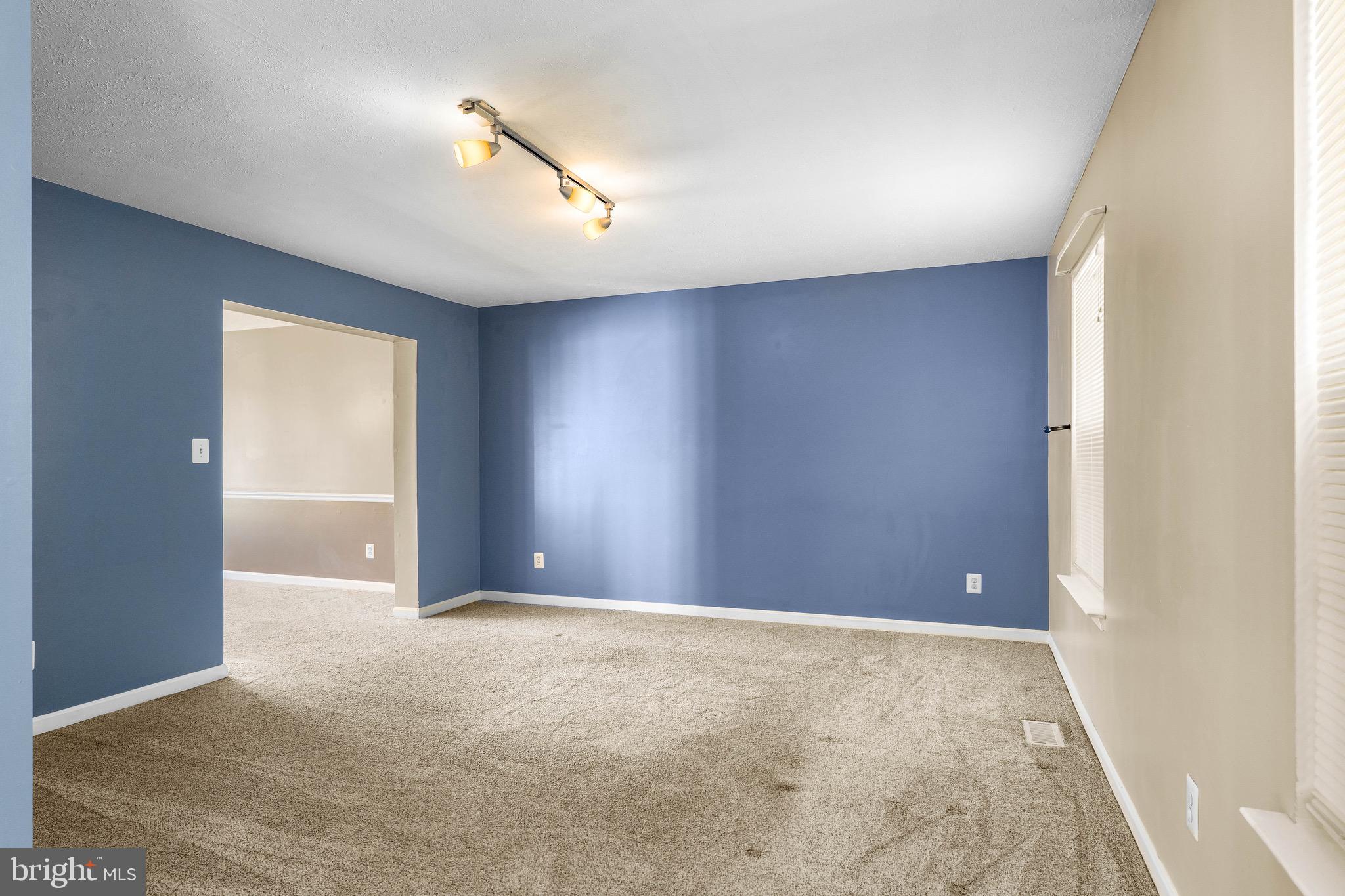 HARFORD TOWN - Residential