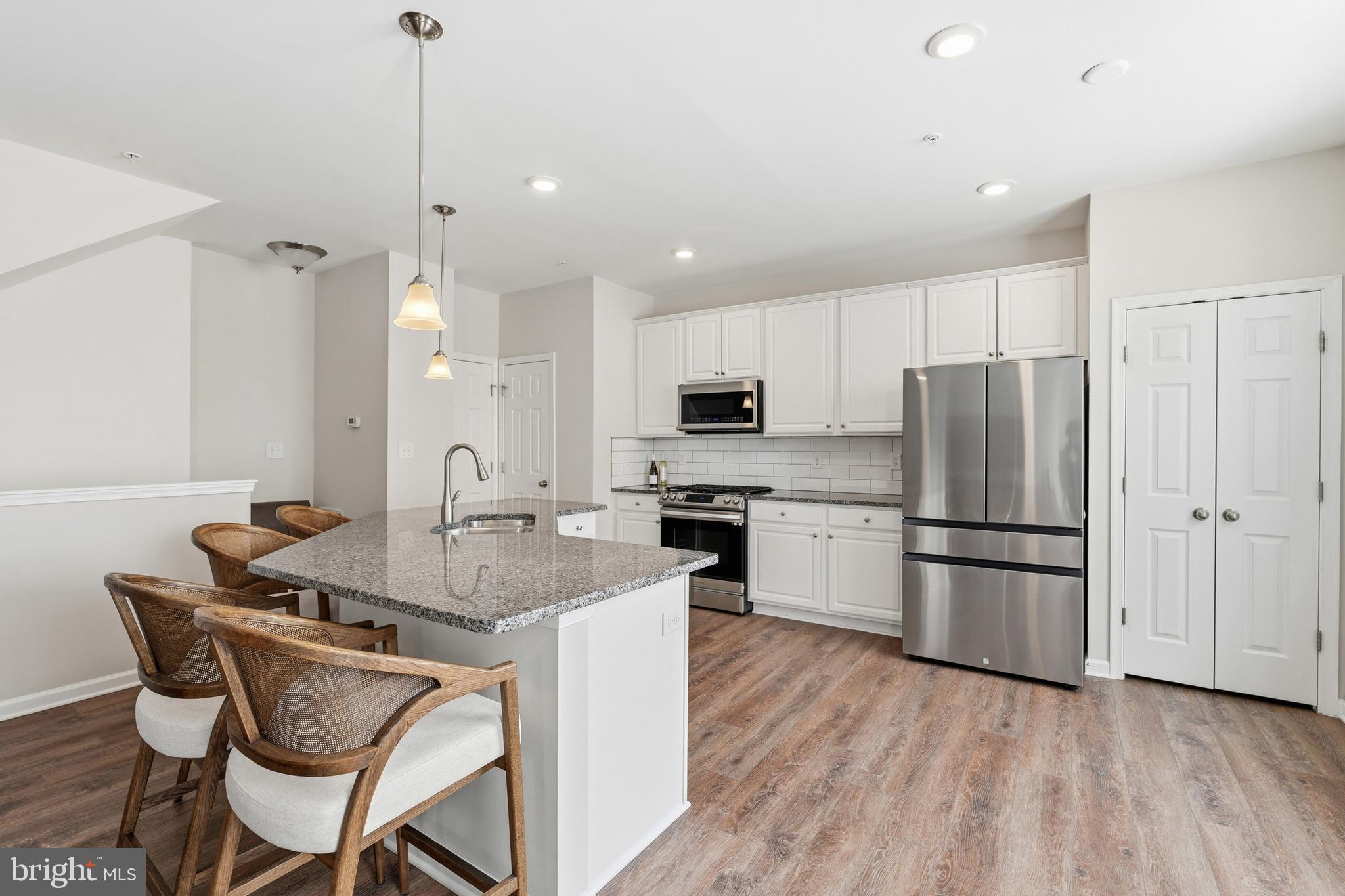 JEFFERSON PLACE - Residential