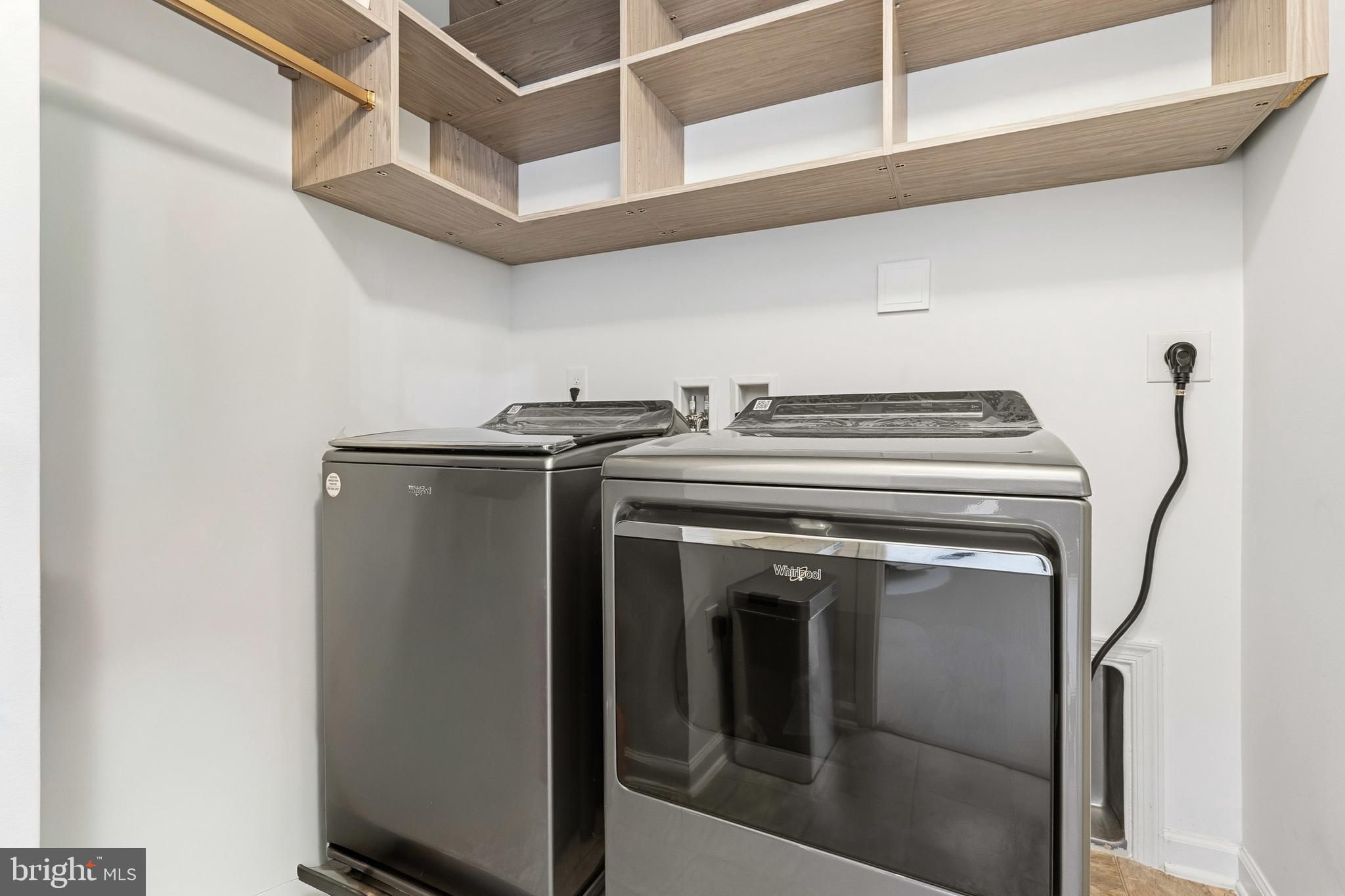 JEFFERSON PLACE - Residential