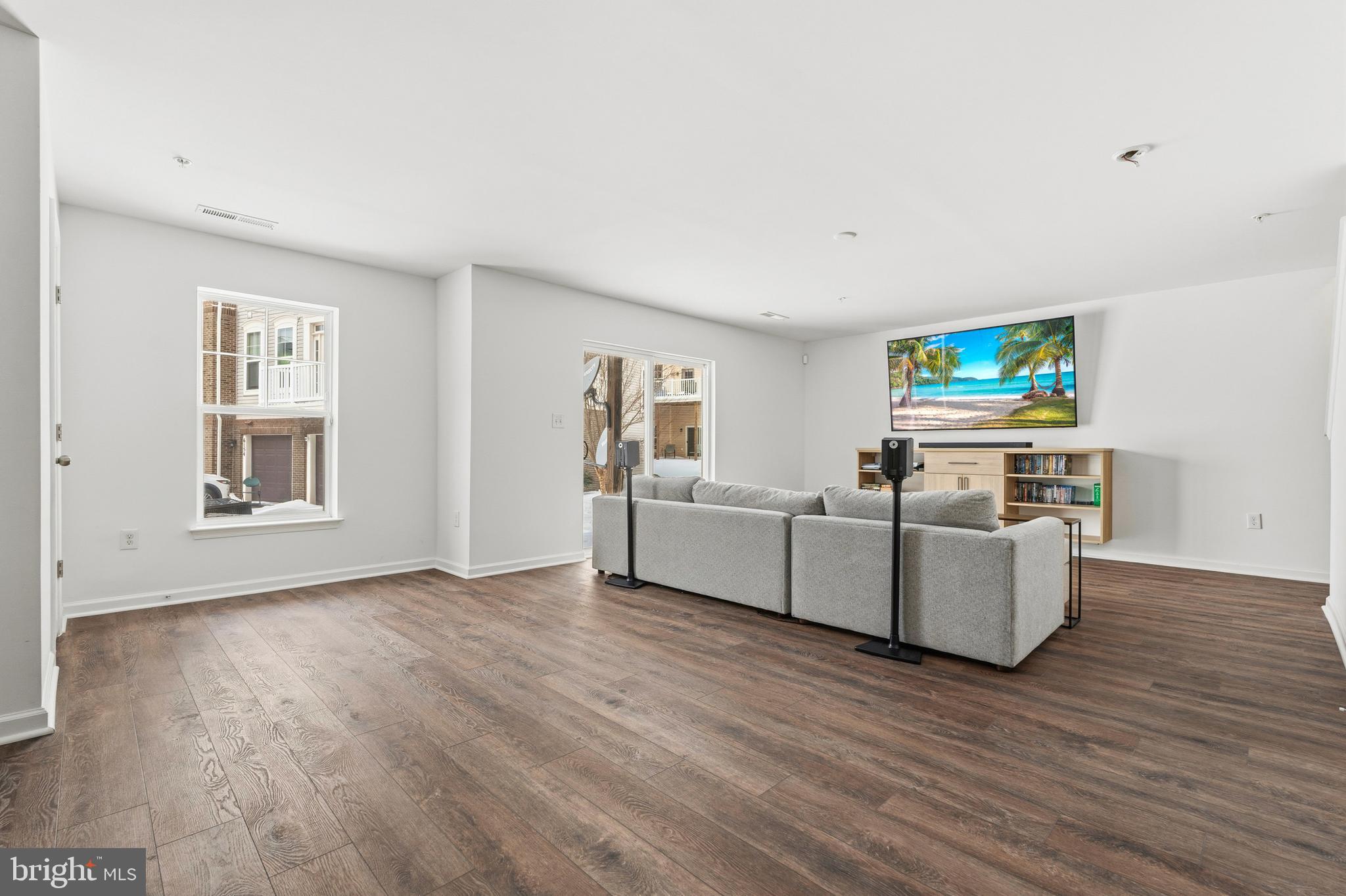 JEFFERSON PLACE - Residential