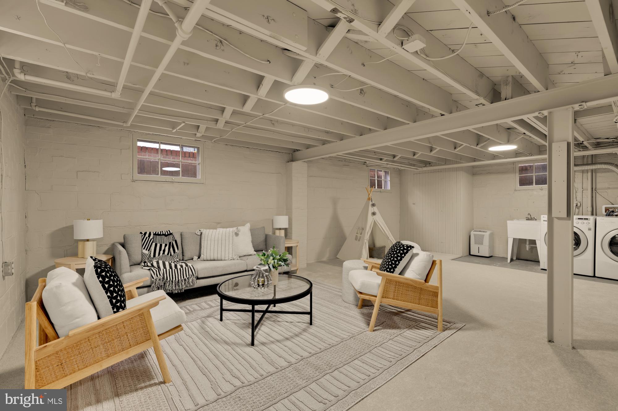 GLENBROOK VILLAGE - Residential