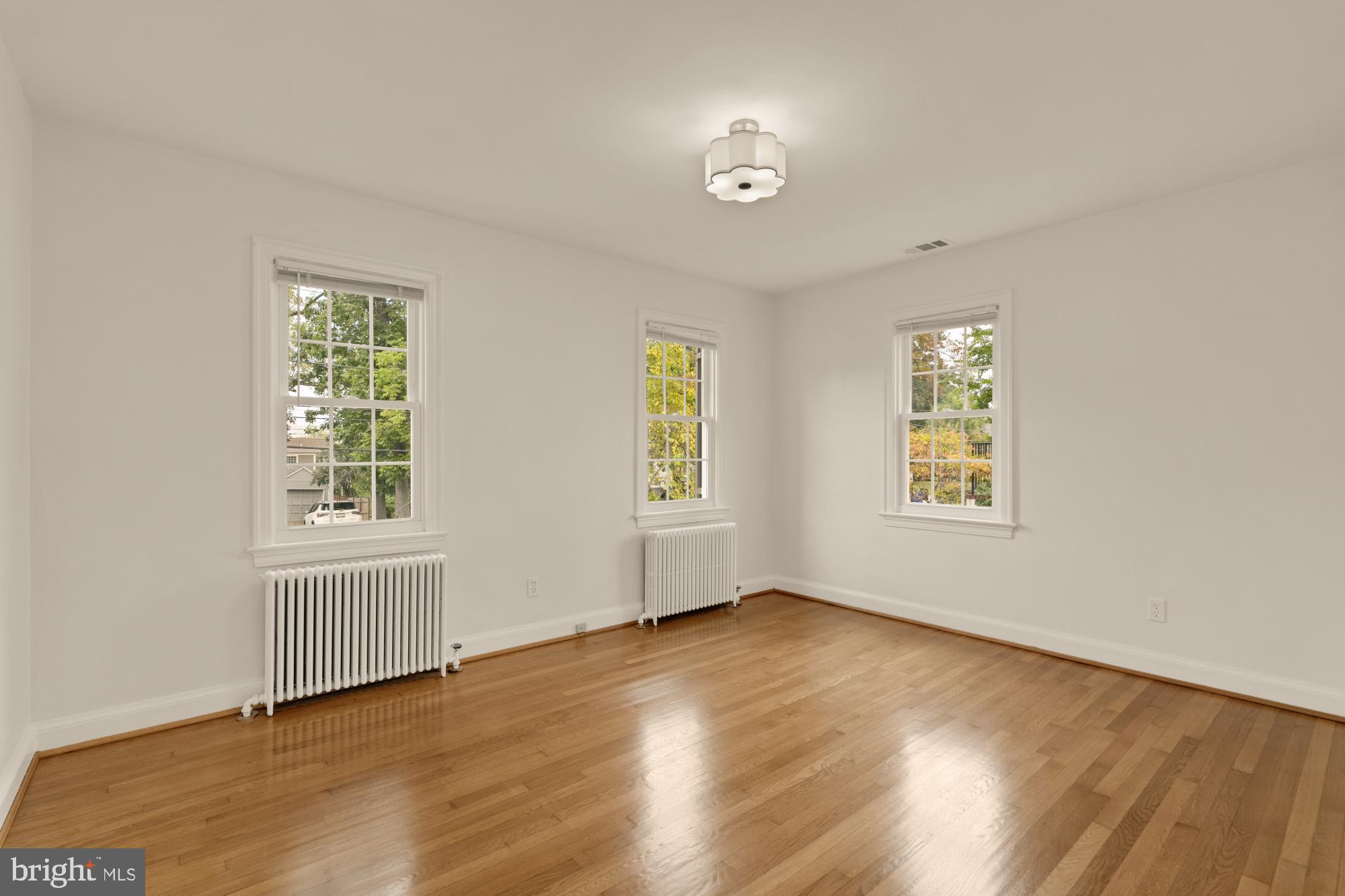 GLENBROOK VILLAGE - Residential