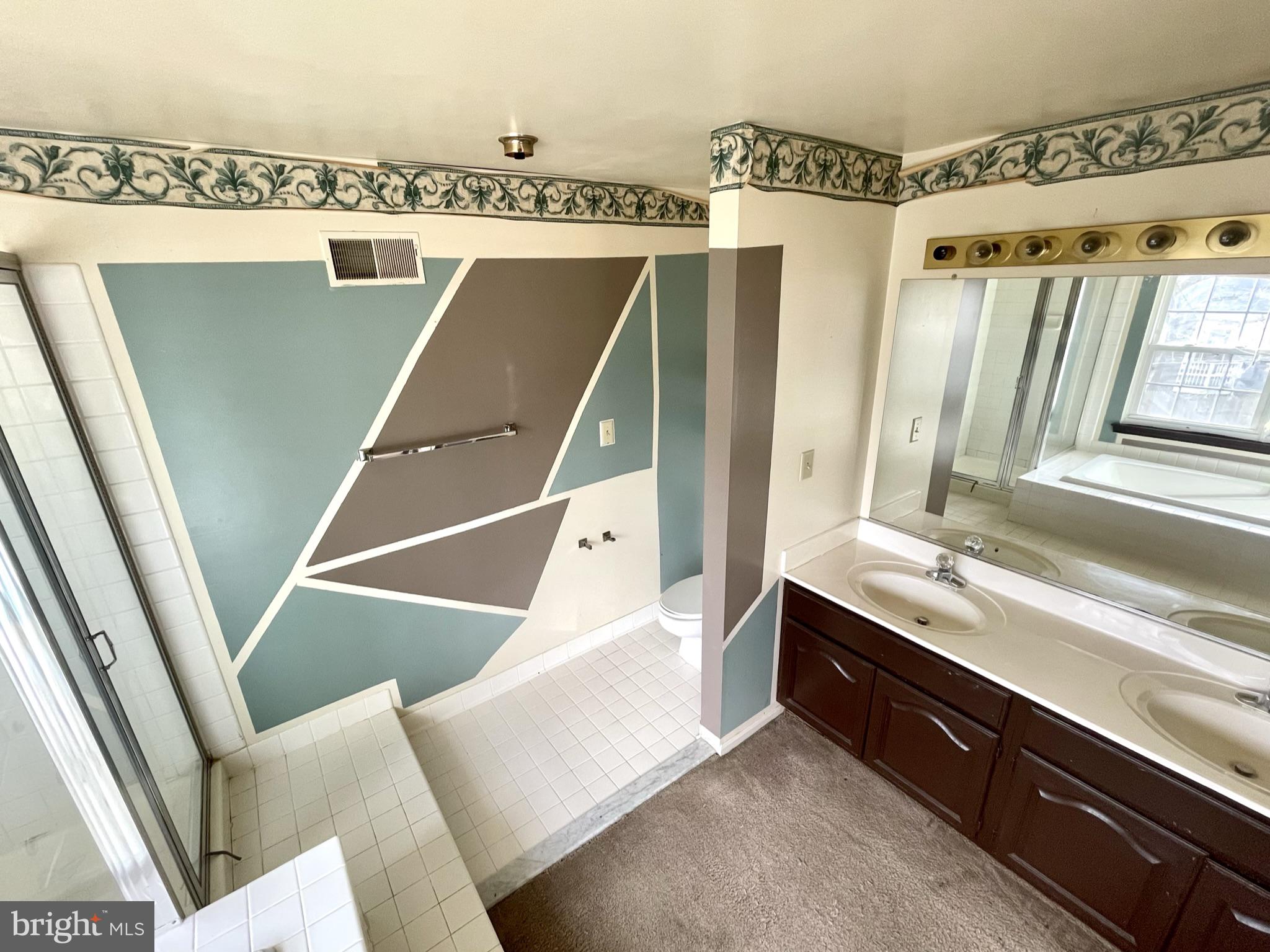 COLLINGTON STATION - Residential