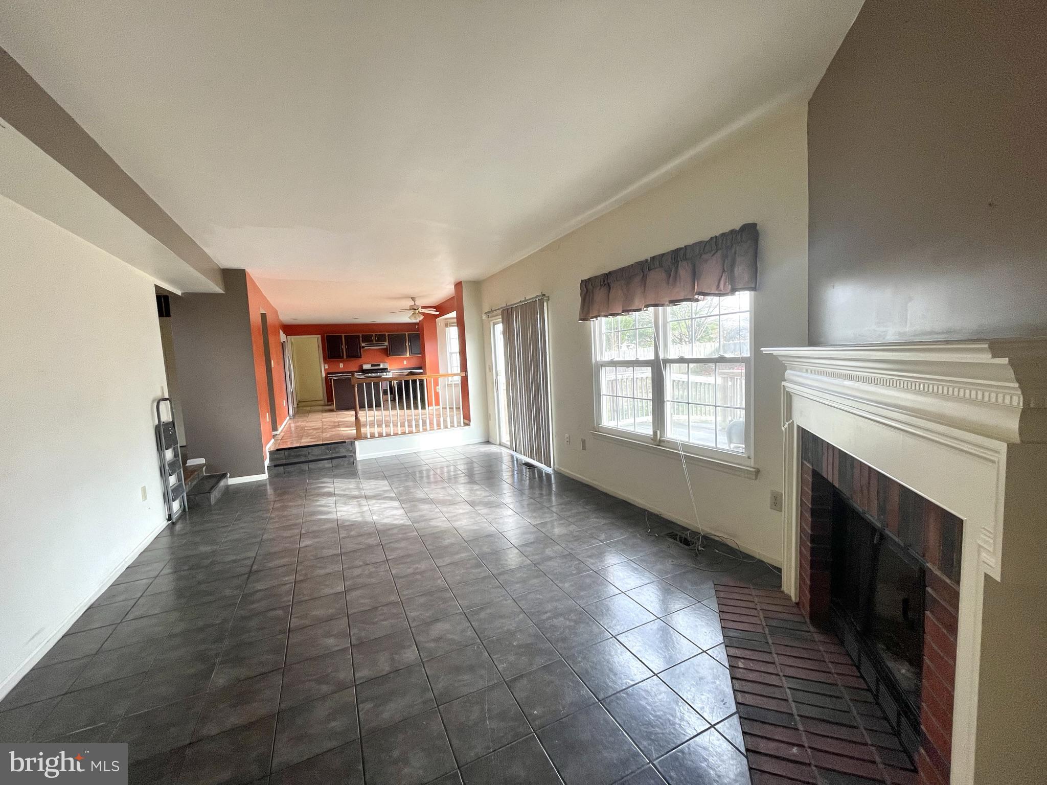 COLLINGTON STATION - Residential