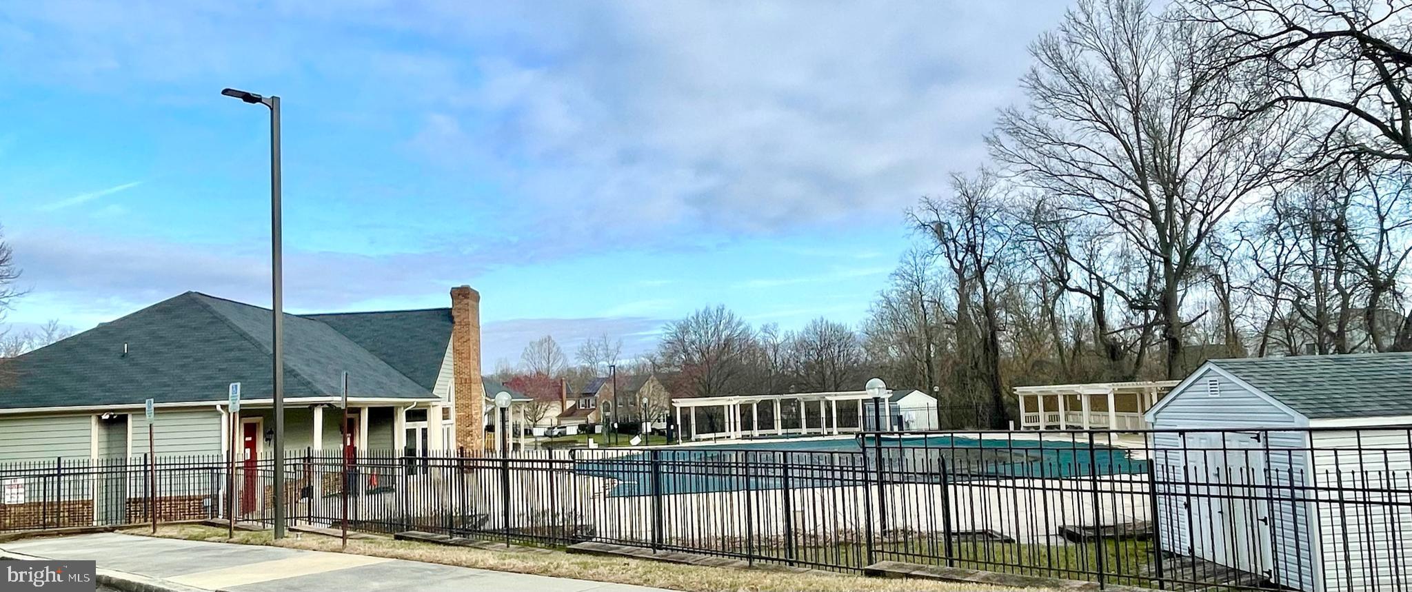 COLLINGTON STATION - Residential