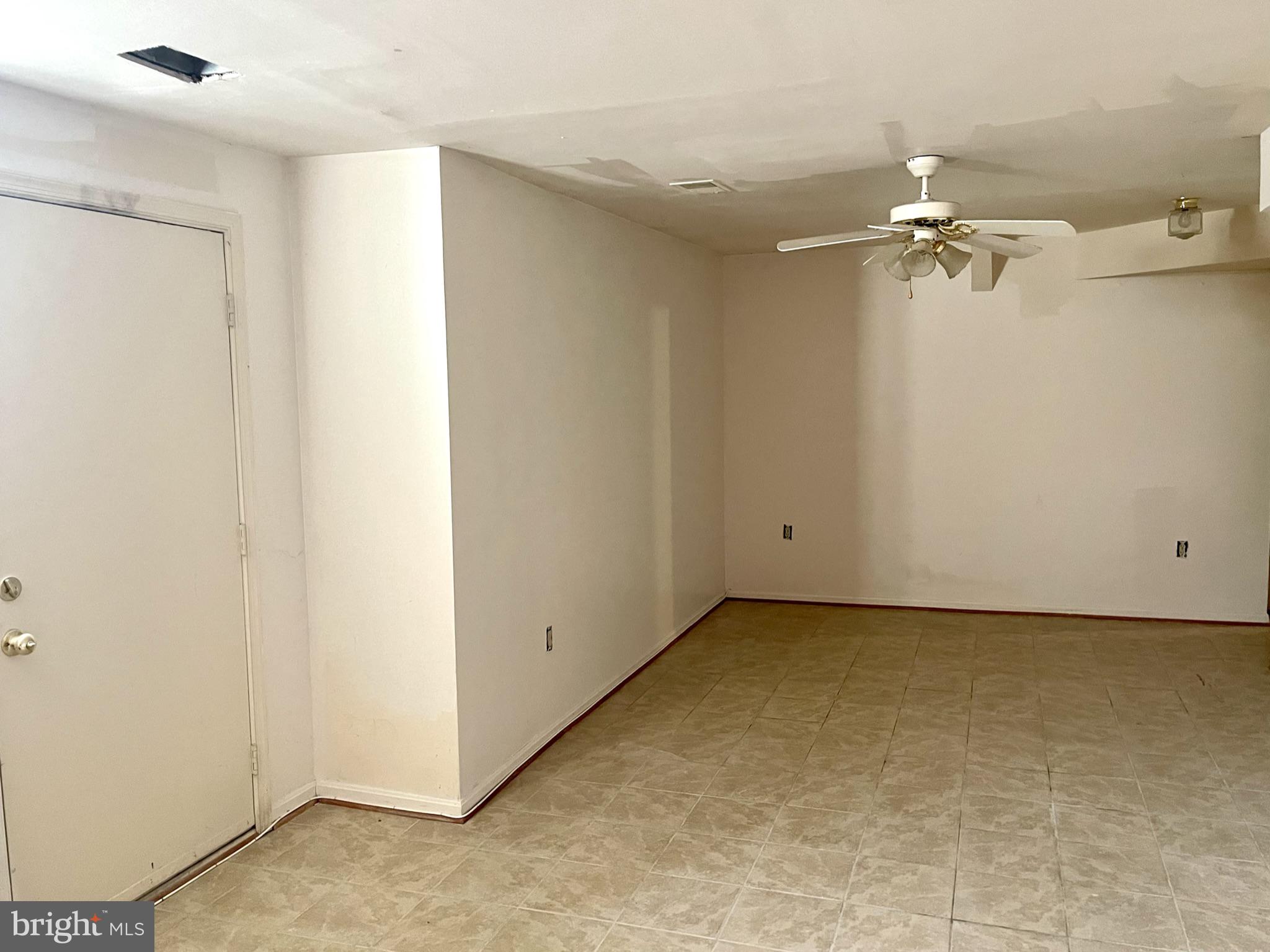 COLLINGTON STATION - Residential