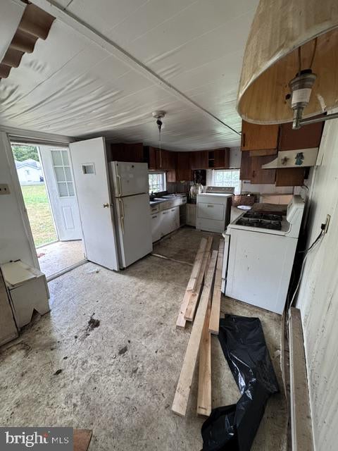 976 WARBURTON ROAD