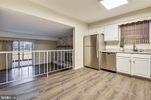 HILLSMERE ESTATES - Residential Lease