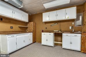 HILLSMERE ESTATES - Residential Lease