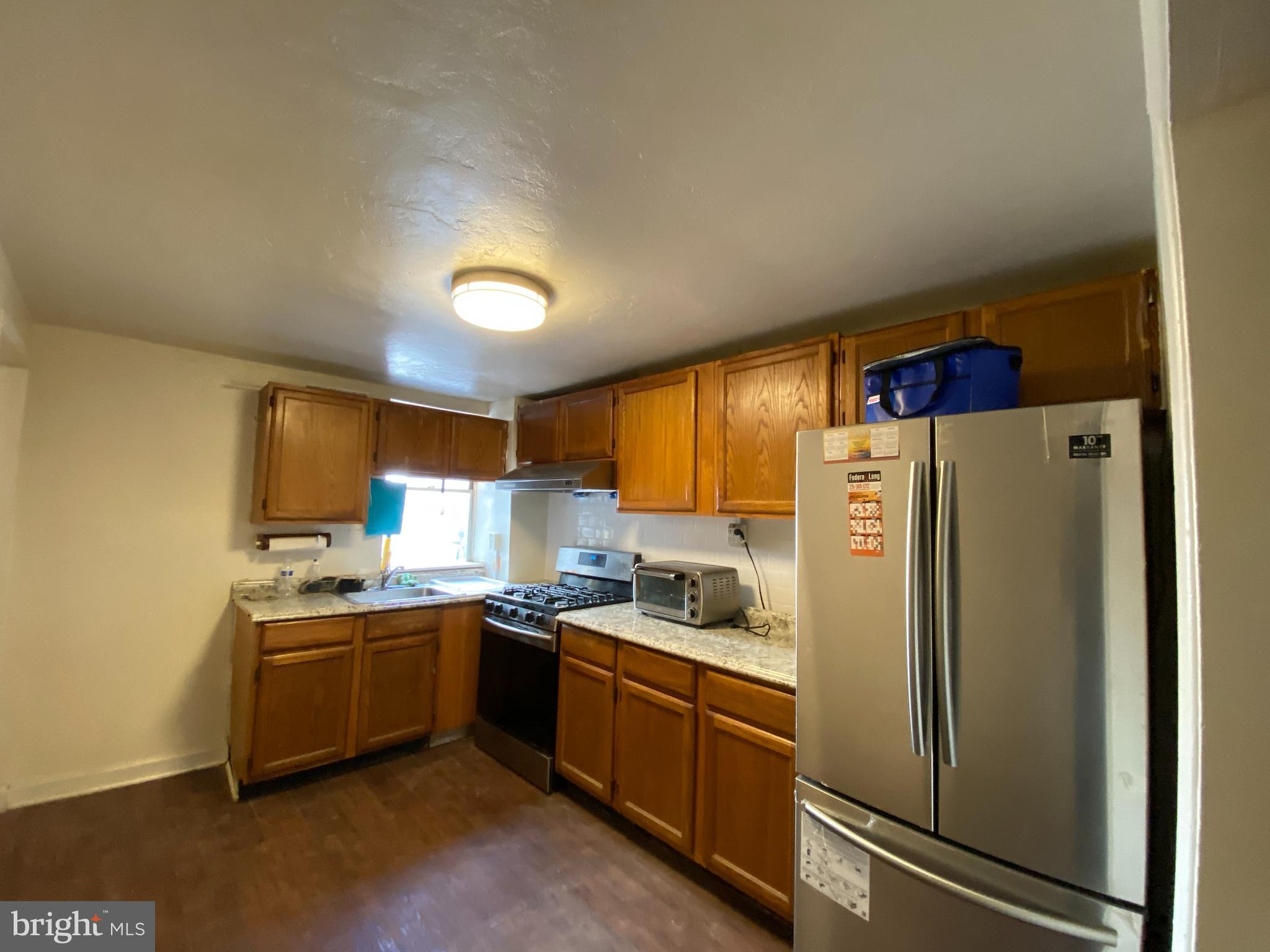 ITALIAN MARKET - Residential Lease