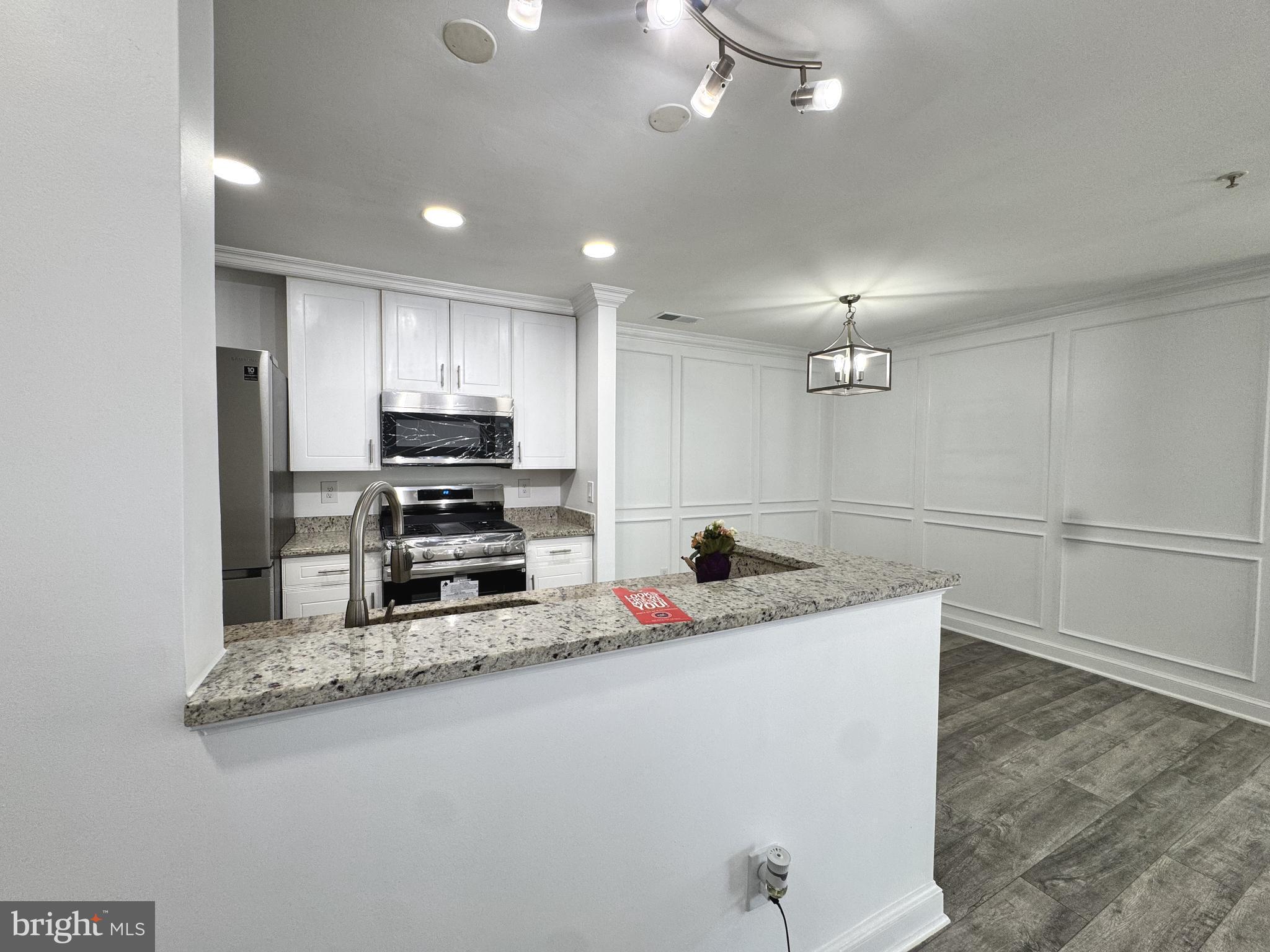 PROSPECT COVE AT LAKESID - Residential