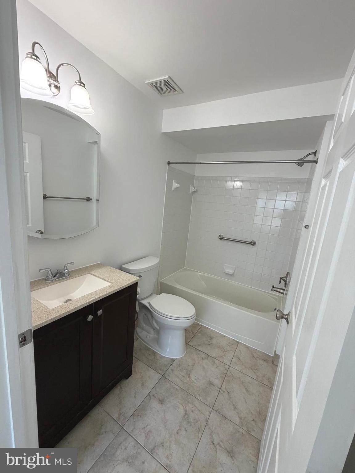 PROSPECT COVE AT LAKESID - Residential