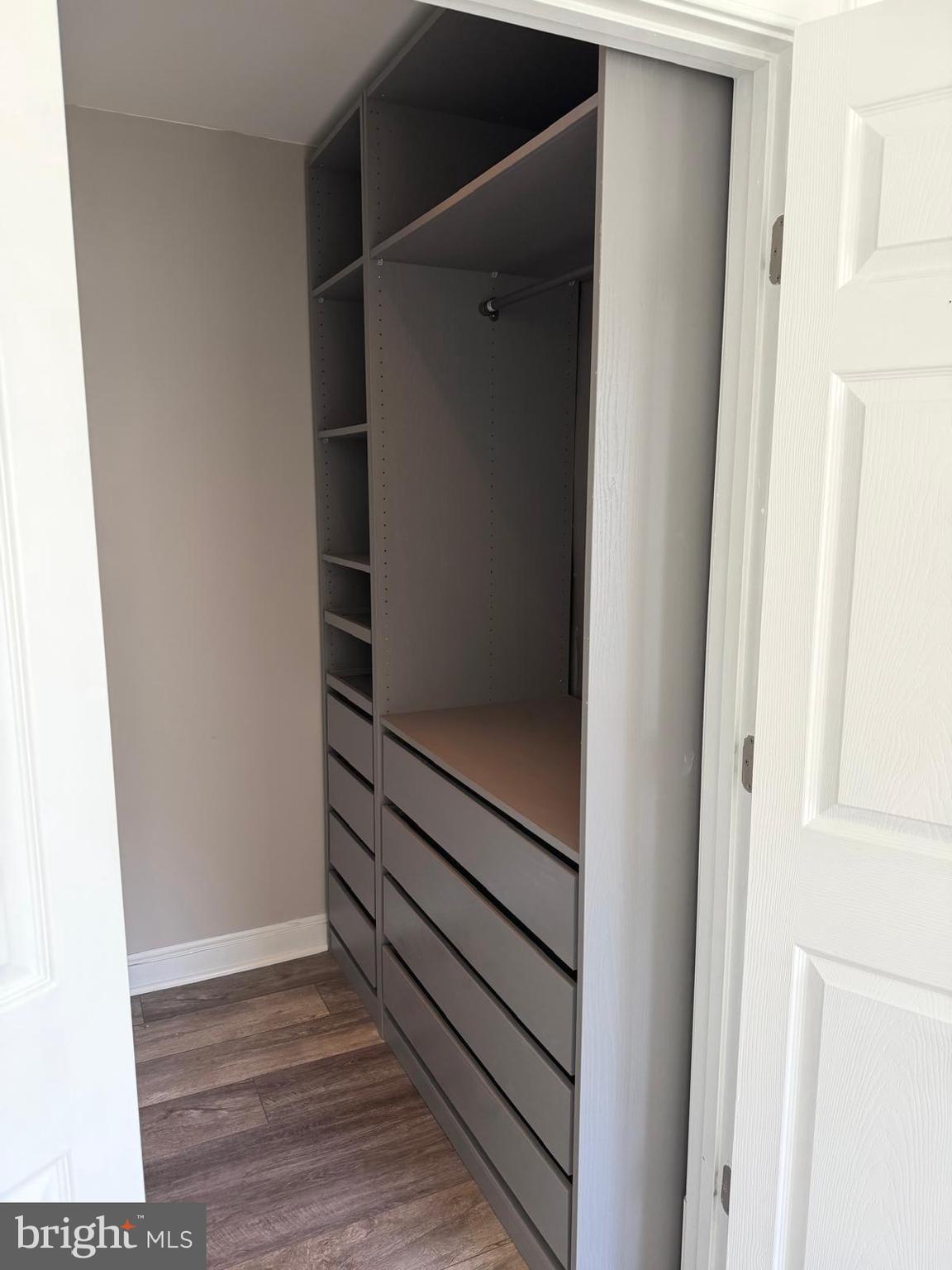 PROSPECT COVE AT LAKESID - Residential